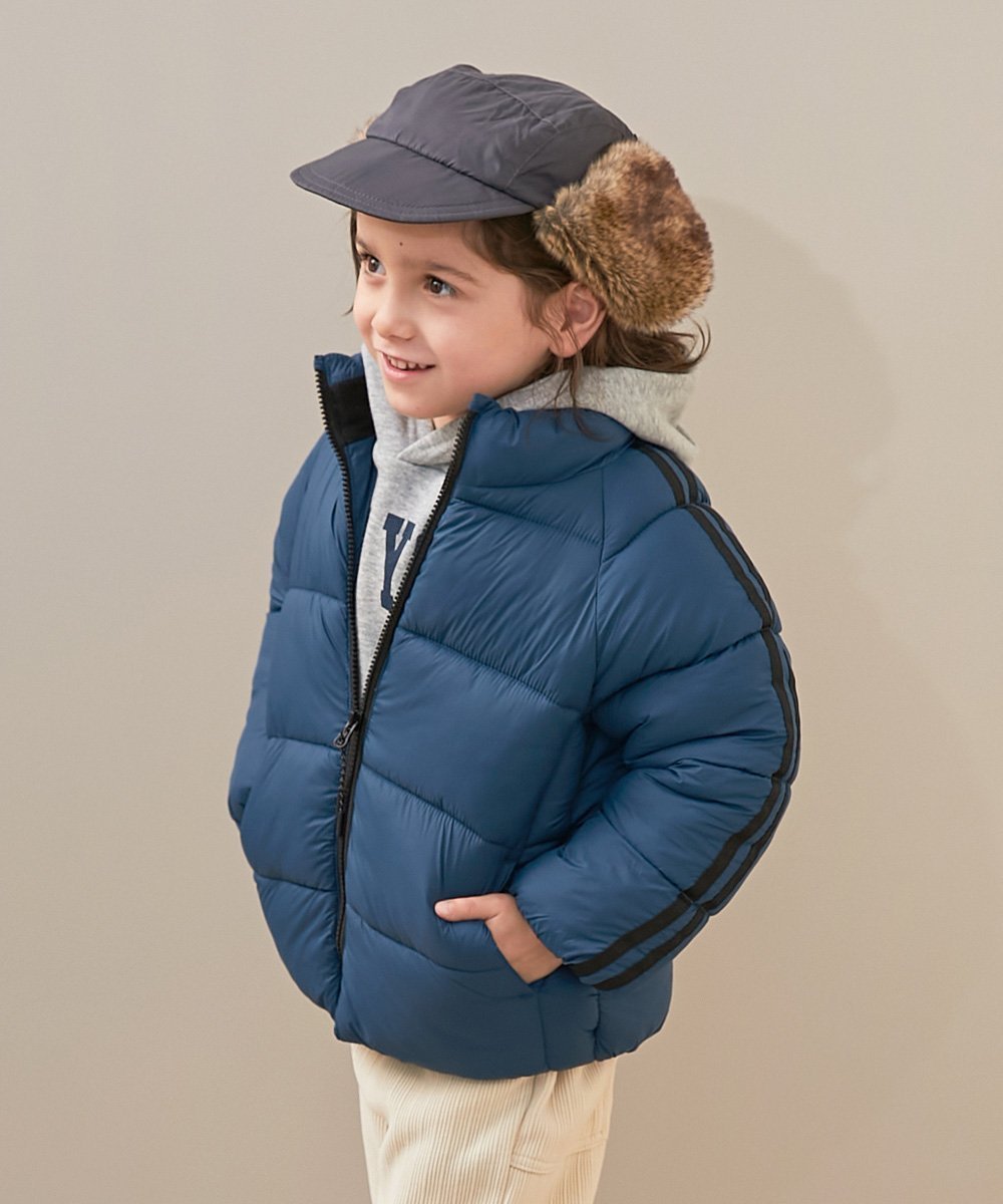 【デビロック/devirock / KIDS】の洗える ファイバーダウン えらべるフード デザイン 中綿ジャケット アウター 25AW インテリア・キッズ・メンズ・レディースファッション・服の通販 founy(ファニー) ファッション Fashion キッズファッション Fashion for Kids アウター Coat Outerwear /Kids 洗える Machine Washable シンプル Simple, Minimal ジャケット Jacket, Outerwear タフタ Taffeta, Structured Fabric ダウン Down, Puffer ポケット Pocket, Pocket Detail 冬 Winter / This Winter 2025年 2025 2025-2026秋冬・A/W Autumn/Winter 2025–26 AW25–26 062-スタンドLN-アビスブルー|ID: prp329100004708940 ipo3291000000034522349