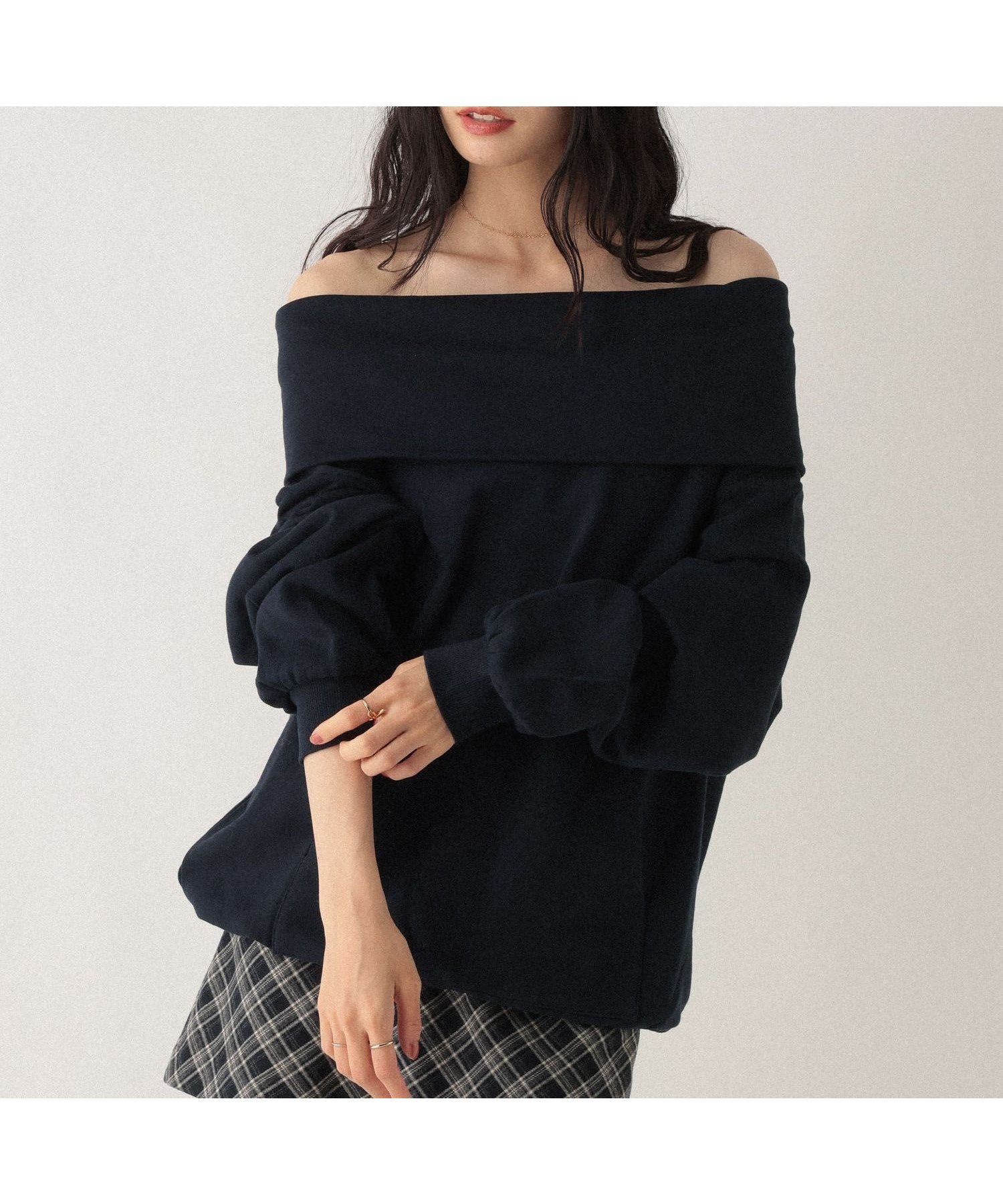【ヘザー/Heather】のオフショルチュニック裏毛スウェット インテリア・キッズ・メンズ・レディースファッション・服の通販 founy(ファニー) 　ファッション　Fashion　レディースファッション　Fashion for Women　トップス・カットソー　Cut & Sew Tops　レディースパーカー・カジュアルフーディー　Casual Hoodies & Sweatshirts　スウェット・クルーネックトップス　Sweatshirts & Crewnecks / Relaxed Fit Sweat Tops　おすすめ　Recommended / Our Picks　スウェット / スエット　Sweatshirt, Sweatwear　チュニック　Tunic, Long Top　バランス　Balance, Style Balance　フロント　Front, Front Design　ポケット　Pocket, Pocket Detail　モチーフ　Motif, Design Theme　人気　Popular, Best Seller　ネイビー|ID: prp329100004708962 ipo3291000000034013410