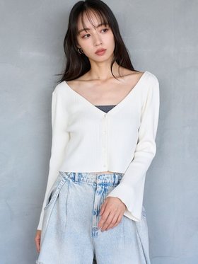 【スナイデル/SNIDEL】 フレアスリーブショートカーディガン人気、トレンドファッション・服の通販 founy(ファニー) ファッション Fashion レディースファッション Fashion for Women トップス・カットソー Cut & Sew Tops カーディガン・羽織り Layered Style Cardigans カーディガン Cardigan, Knitwear スマート Smart, Elegant スリーブ Sleeve, Long Sleeve / Short Sleeve トレンド Trend, Trending Now バランス Balance, Style Balance フレア Flare, Flared ロング Long, Long-Length おすすめ Recommended / Our Picks |ID:prp329100004709136