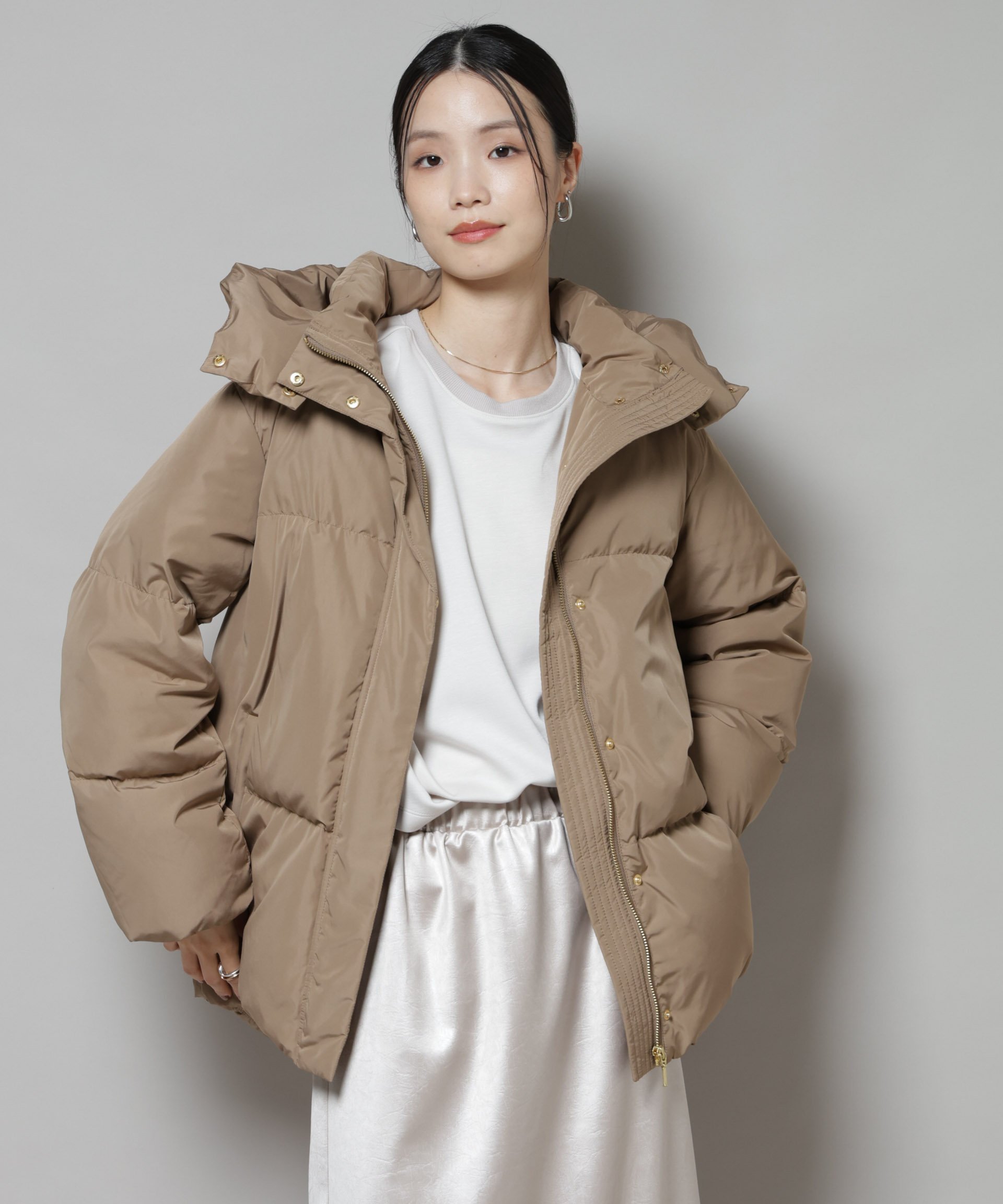 【ナノ ユニバース/nano universe】の撥水加工 フードショートダウンコート インテリア・キッズ・メンズ・レディースファッション・服の通販 founy(ファニー) ファッション Fashion レディースファッション Fashion for Women アウター Coat / Outerwear Collection コート・ロングコート・ピーコート Long Coats, Peacoats & More ダウンジャケット・軽量ダウン Warm & Lightweight Down Jackets アクセサリー Fashion Accessories 軽量 Lightweight, Ultra Light スタンド Stand Collar, Upright Stand ダウン Down, Puffer 時計 Watch, Wristwatch フェザー Feather, Feather Detail アウトレット Outlet / Clearance 2025年 2025 2025-2026秋冬・A/W Autumn/Winter 2025–26 AW25–26 ブラウン|ID: prp329100004709829 ipo3291000000035019332