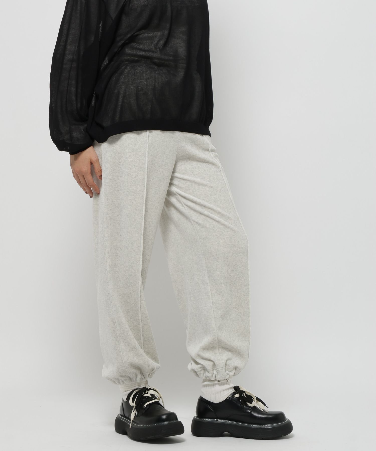 【ニコアンド/niko and】の2WAYラビットベロアパンツ インテリア・キッズ・メンズ・レディースファッション・服の通販 founy(ファニー) 　ファッション　Fashion　レディースファッション　Fashion for Women　パンツ　Pants & Trousers　おすすめ　Recommended / Our Picks　センター　Center, Center Line　バランス　Balance, Style Balance　ベロア　Velour, Soft Velvet　ボトム　Bottoms, Lower Wear　リラックス　Relax, Relaxed Fit　エレガント 上品　Elegant　人気　Popular, Best Seller　秋　Autumn　ライト杢グレー|ID: prp329100004709833 ipo3291000000034204605