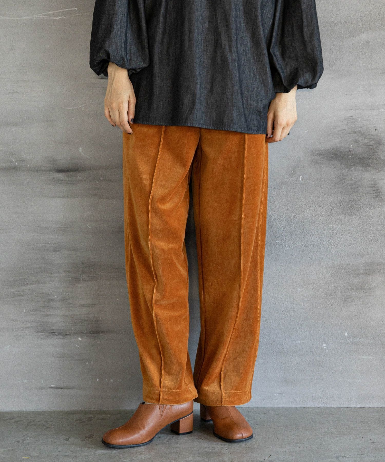 【ニコアンド/niko and】の2WAYラビットベロアパンツ インテリア・キッズ・メンズ・レディースファッション・服の通販 founy(ファニー) 　ファッション　Fashion　レディースファッション　Fashion for Women　パンツ　Pants & Trousers　おすすめ　Recommended / Our Picks　センター　Center, Center Line　バランス　Balance, Style Balance　ベロア　Velour, Soft Velvet　ボトム　Bottoms, Lower Wear　リラックス　Relax, Relaxed Fit　エレガント 上品　Elegant　人気　Popular, Best Seller　秋　Autumn　サンセットオレンジ|ID: prp329100004709833 ipo3291000000034204608