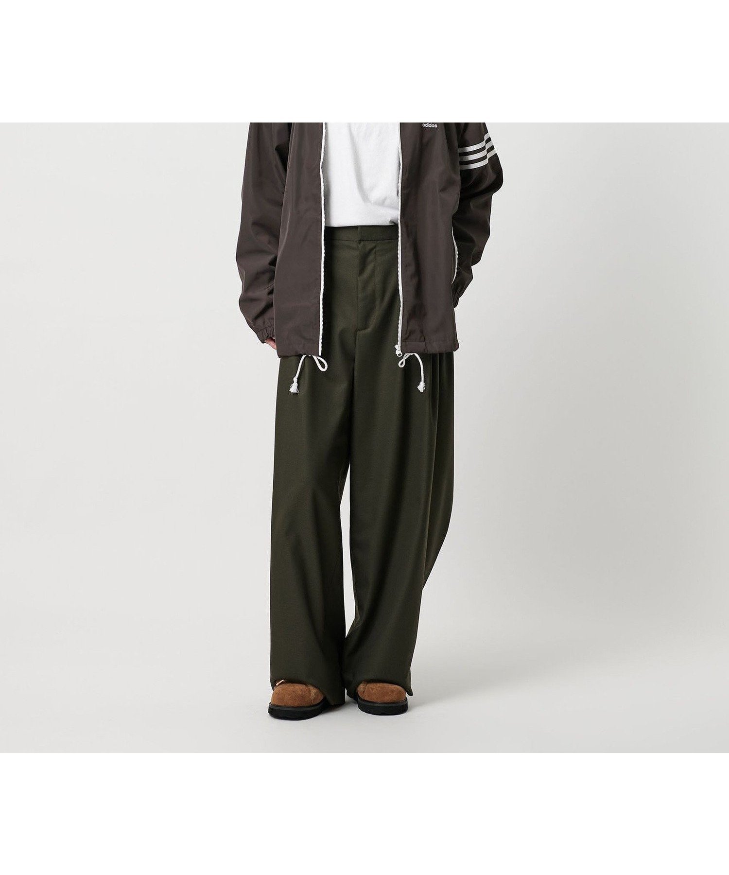 【ビューティ&ユース ユナイテッドアローズ/BEAUTY&YOUTH / UNITED ARROWS】の【別注】 adidas Originals ADS200 ウィンドブレーカー インテリア・キッズ・メンズ・レディースファッション・服の通販 founy(ファニー) 　ファッション　Fashion　レディースファッション　Fashion for Women　インナー　Innerwear　クラシック　Classic, Timeless Style　ジャケット　Jacket, Outerwear　スポーツ　Sports, Activewear　スポーティ　Sporty, Casual Athletic　デニム　Denim, Jeans Material　トレンド　Trend, Trending Now　ドローコード　Drawcord, Drawstring Cord　パターン　Pattern, Design Print　別注　Limited Edition, Custom Order　羽織　Haori, Light Jacket　メンズ　Men's, Menswear　おすすめ　Recommended / Our Picks　DK.GRAY|ID: prp329100004709941 ipo3291000000034596144