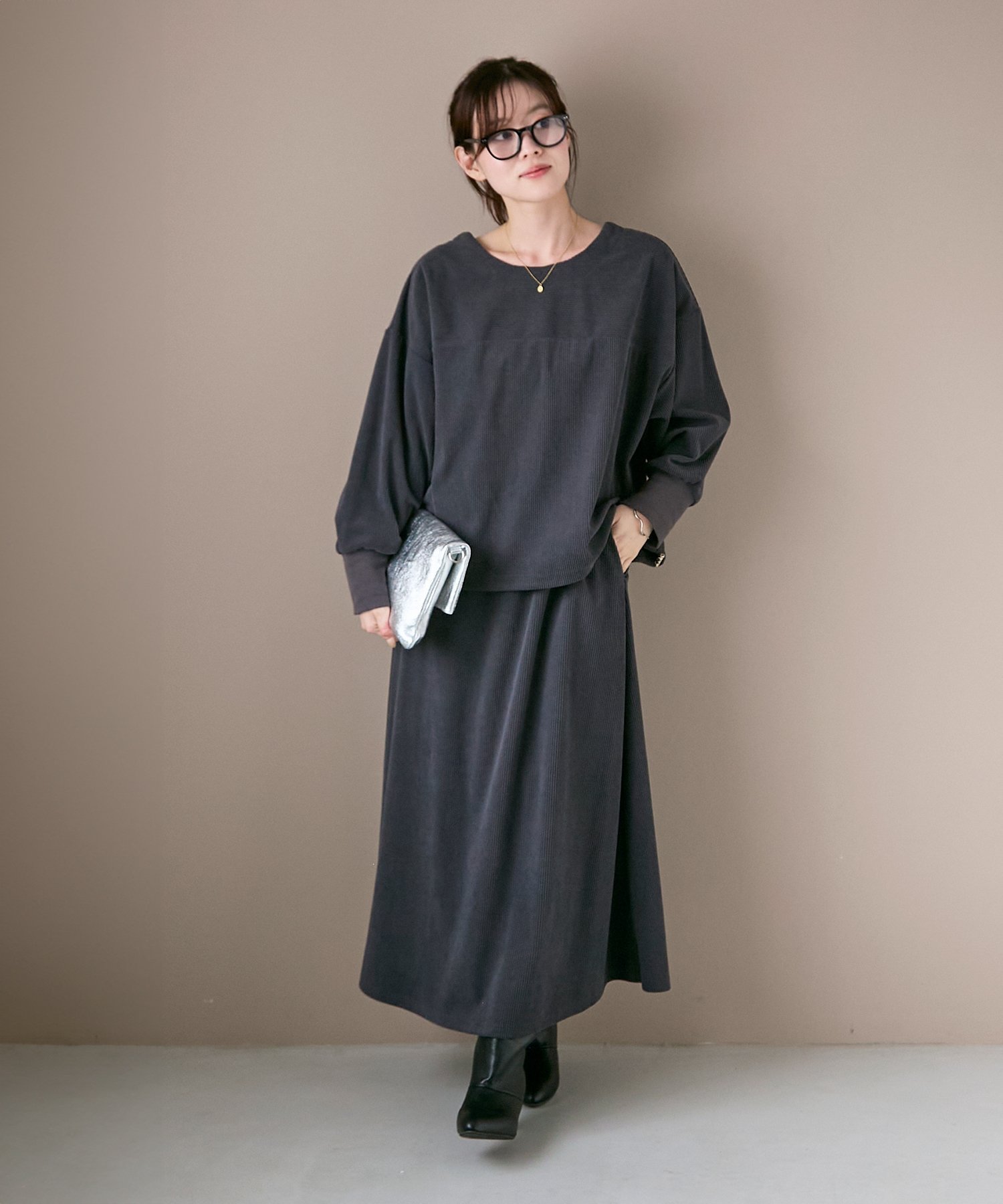 【ルクールブラン/le.coeur blanc】のカットコーデュロイ2WAYプル×スカートセット インテリア・キッズ・メンズ・レディースファッション・服の通販 founy(ファニー) 　ファッション　Fashion　レディースファッション　Fashion for Women　スカート　Skirts　おすすめ　Recommended / Our Picks　コーデュロイ　Corduroy, Cord Fabric　セットアップ　Set-Up, Coordinated Outfit　バランス　Balance, Style Balance　リラックス　Relax, Relaxed Fit　冬　Winter / This Winter　秋　Autumn　C/グレー|ID: prp329100004710162 ipo3291000000034022262