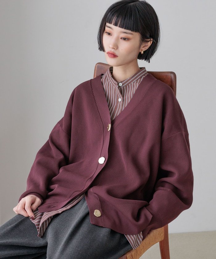 【ローリーズファーム/LOWRYS FARM】のデコボタンBIGVカーディガン インテリア・キッズ・メンズ・レディースファッション・服の通販 founy(ファニー) https://founy.com/ ファッション Fashion レディースファッション Fashion for Women トップス・カットソー Cut & Sew Tops カーディガン・羽織り Layered Style Cardigans カーディガン Cardigan, Knitwear シンプル Simple, Minimal デニム Denim, Jeans Material フレア Flare, Flared ロング Long, Long-Length ワイド Wide, Wide Fit 洗える Machine Washable 秋 Autumn 軽量 Lightweight, Ultra Light |ID: prp329100004710370 ipo3291000000034606868