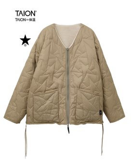 【コンバーストウキョウ/CONVERSE TOKYO】の【TAION】MILITARY STAR QUILTING BOA REVERSIBLE JACKET(UNISEX) 人気、トレンドファッション・服の通販 founy(ファニー) ファッション Fashion レディースファッション Fashion for Women アウター Coat / Outerwear Collection レディースジャケット・軽アウター Jackets アウトドア Outdoor Clothing インナー Innerwear キルティング Quilted, Quilting ジャケット Jacket, Outerwear スリット Slit, Slit Detail タフタ Taffeta, Structured Fabric ダウン Down, Puffer ハイネック High Neck, Mock Neck パーカー Hoodie, Parka フロント Front, Front Design ボトム Bottoms, Lower Wear ポケット Pocket, Pocket Detail 別注 Limited Edition, Custom Order モチーフ Motif, Design Theme ユニセックス Unisex, Genderless リバーシブル Reversible, Two-Sided レース Lace, Lace Fabric 冬 Winter / This Winter |ID:prp329100004710617