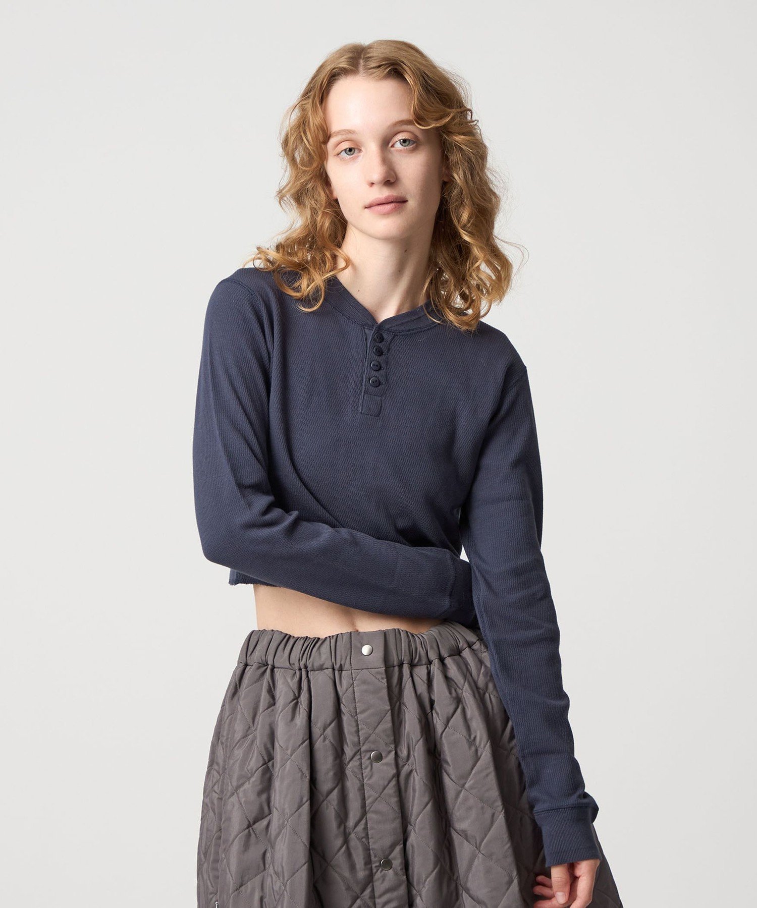 【ビューティ&ユース ユナイテッドアローズ/BEAUTY&YOUTH / UNITED ARROWS】の【別注】 FAITH MILLS for 6 THERMAL HENRY PULLOVER TOP/トップス インテリア・キッズ・メンズ・レディースファッション・服の通販 founy(ファニー) 　ファッション　Fashion　レディースファッション　Fashion for Women　トップス・カットソー　Cut & Sew Tops　カジュアルプルオーバー・ニットトップス　Pullovers & Knit Tops / Casual Pullovers　インナー　Innerwear　ガーリー　Girly, Feminine Style　バランス　Balance, Style Balance　パープル　Purple, Violet　別注　Limited Edition, Custom Order　無地　Plain, Solid Color　ワッフル　Waffle, Waffle Knit　NAVY|ID: prp329100004712026 ipo3291000000034717025