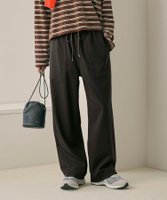 【ビューティ&ユース ユナイテッドアローズ/BEAUTY&YOUTH / UNITED ARROWS】のポリエステルブレンド パッチポケットパンツ 人気、トレンドファッション・服の通販 founy(ファニー) ファッション Fashion レディースファッション Fashion for Women パンツ Pants & Trousers 洗える Machine Washable カーディガン Cardigan, Knitwear ジャケット Jacket, Outerwear スウェット / スエット Sweatshirt, Sweatwear スキッパー Skipper, Open Collar スニーカー Sneakers, Trainers ツイル Twist, Twisted Detail 人気 Popular, Best Seller パッチ Patch, Appliqué ポケット Pocket, Pocket Detail リラックス Relax, Relaxed Fit ロング Long, Long-Length ワイド Wide, Wide Fit A/W・秋冬 Autumn/Winter おすすめ Recommended / Our Picks エレガント 上品 Elegant |ID:prp329100004712356
