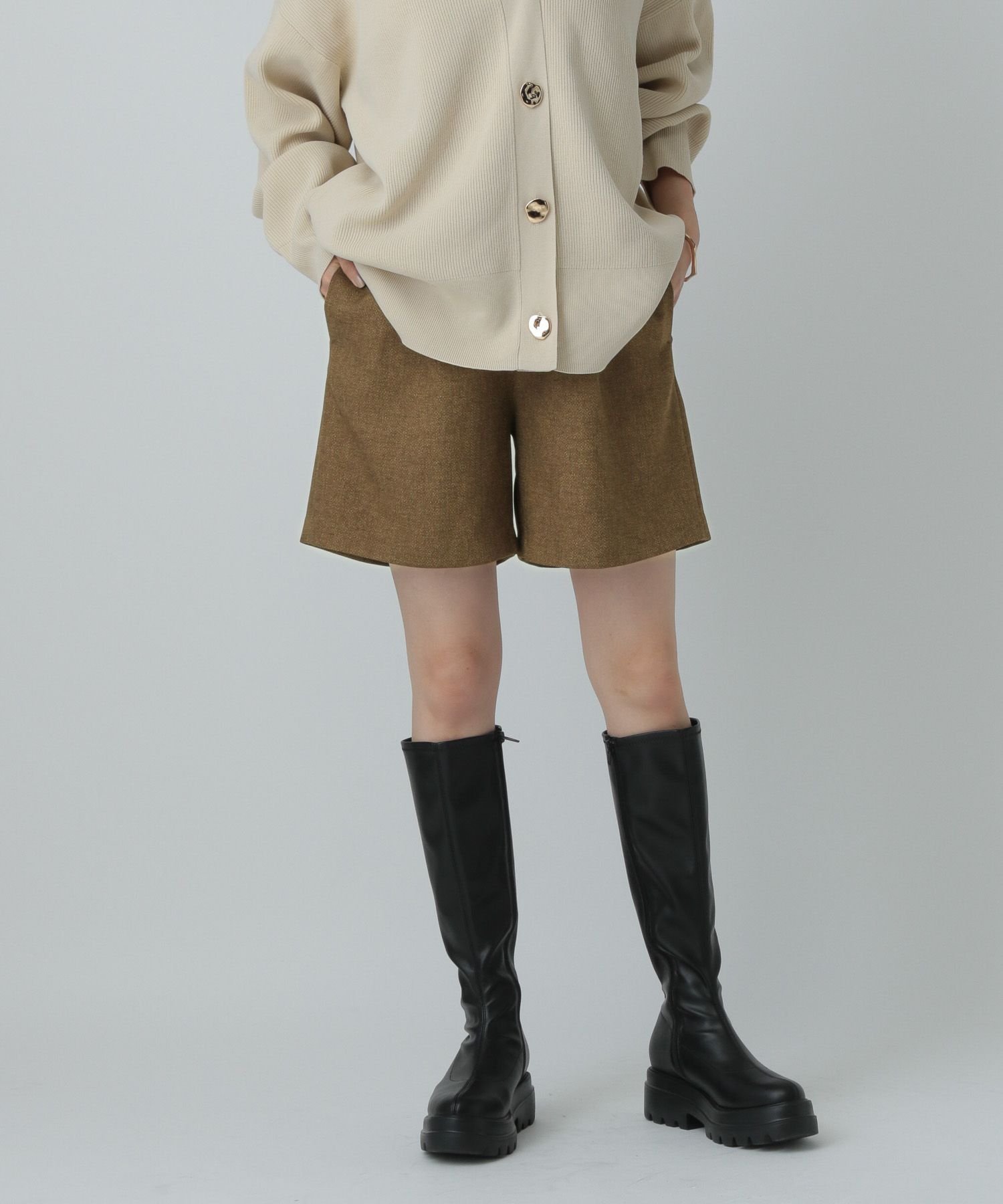 【ローリーズファーム/LOWRYS FARM】のラナテックショートパンツ インテリア・キッズ・メンズ・レディースファッション・服の通販 founy(ファニー) 　ファッション　Fashion　レディースファッション　Fashion for Women　パンツ　Pants & Trousers　ショートパンツ・ハーフパンツ　High-Waisted & Relaxed Shorts　おすすめ　Recommended / Our Picks　ショート　Short, Short Length　シンプル　Simple, Minimal　セットアップ　Set-Up, Coordinated Outfit　フロント　Front, Front Design　ブルゾン　Blouson, Bomber Jacket　ベーシック　Basic, Essential　定番　Standard, Basic Item　ブラウン|ID: prp329100004712403 ipo3291000000034039463