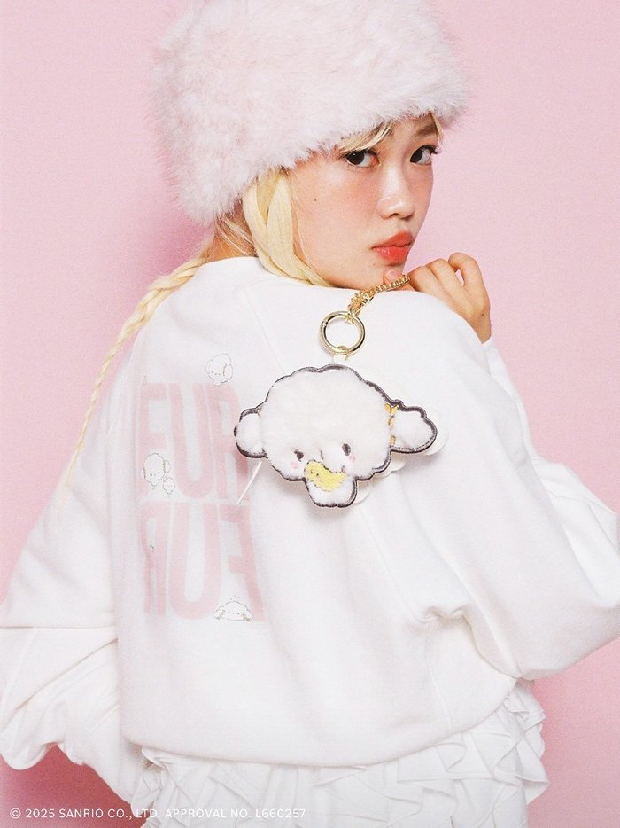 【ファーファー/FURFUR】のこぎみゅんプリントスウェット インテリア・キッズ・メンズ・レディースファッション・服の通販 founy(ファニー) https://founy.com/ 雑誌掲載アイテム Magazine Picks & Fashion Features ファッション雑誌 Fashion Magazines スウィート Sweet ファッション Fashion レディースファッション Fashion for Women トップス・カットソー Cut & Sew Tops レディースパーカー・カジュアルフーディー Casual Hoodies & Sweatshirts スウェット・クルーネックトップス Sweatshirts & Crewnecks / Relaxed Fit Sweat Tops 9月号 September Issue スマート Smart, Elegant フロント Front, Front Design プリント Print, Printed Pattern ワンポイント One Point, Statement Accent 雑誌 Magazine, Fashion Magazine |ID: prp329100004712683 ipo3291000000034042614