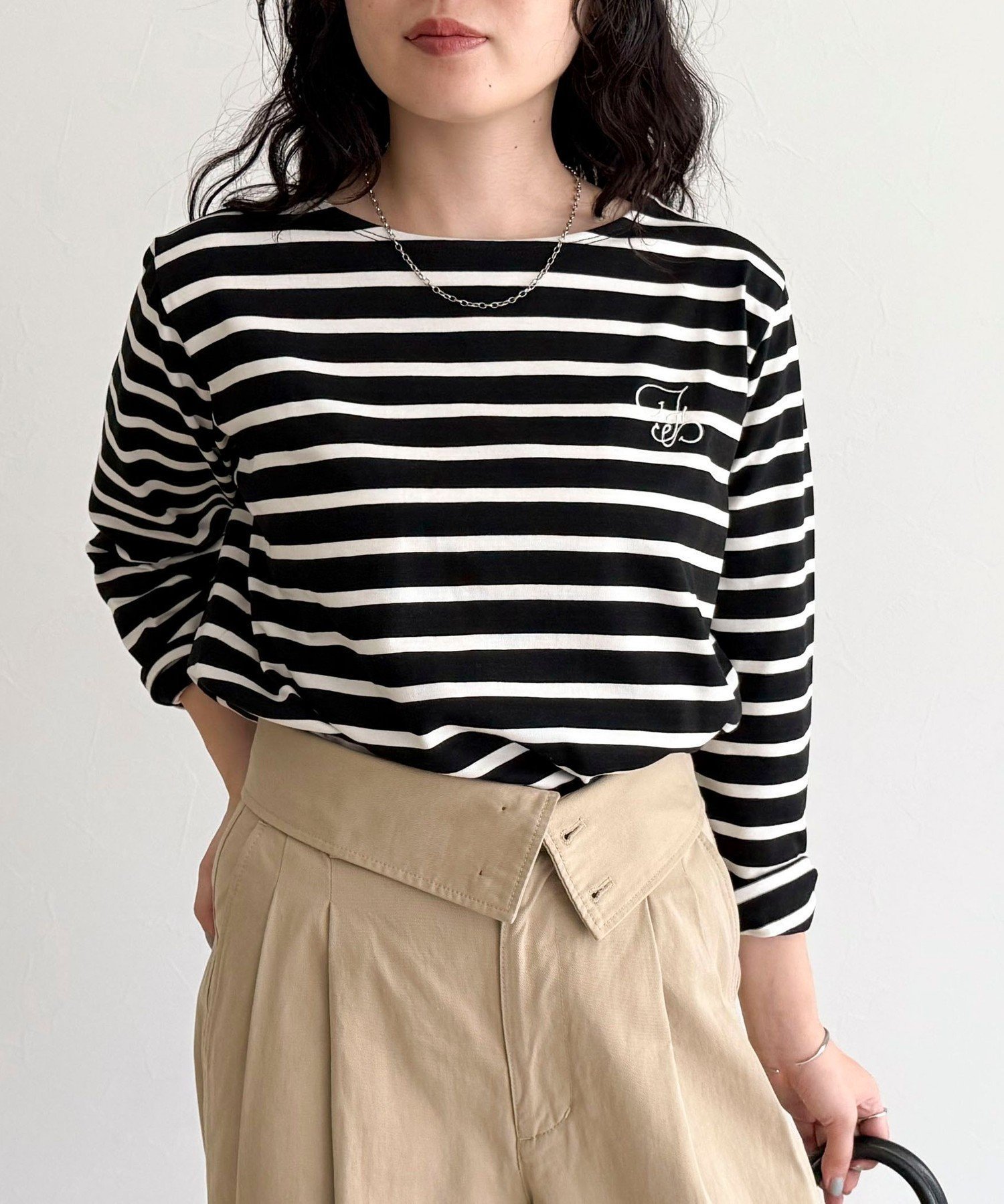 【フレディ&グロスター/FREDY&GLOSTER】のコンパクトボーダーロンTシャツ インテリア・キッズ・メンズ・レディースファッション・服の通販 founy(ファニー) 　ファッション　Fashion　レディースファッション　Fashion for Women　トップス・カットソー　Cut & Sew Tops　シャツ・ブラウス・オフィスカジュアル　Elegant Blouses & Button-Ups　ロングTシャツ・Tシャツ　Longline T-Shirts & Tees　インナー　Innerwear　ジャケット　Jacket, Outerwear　ボーダー　Border, Stripe　ロング　Long, Long-Length　おすすめ　Recommended / Our Picks　2025年　2025　2025-2026秋冬・A/W　Autumn/Winter 2025–26 AW25–26　ブラック系その他|ID: prp329100004712700 ipo3291000000034117890