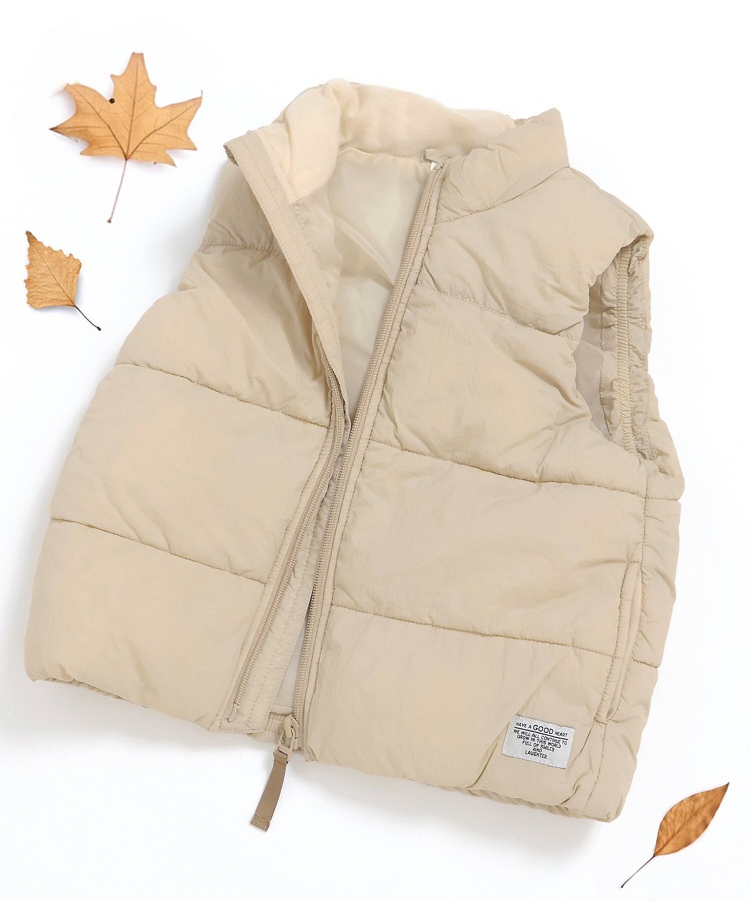 【エフオー オンラインストア/F.O.Online Store / KIDS】のふわ軽インサーレーションベスト インテリア・キッズ・メンズ・レディースファッション・服の通販 founy(ファニー) 　ファッション　Fashion　キッズファッション　Fashion for Kids　スウェット / スエット　Sweatshirt, Sweatwear　ダウン　Down, Puffer　ベスト　Vest, Waistcoat　人気　Popular, Best Seller　今季　This Season, Current Season　定番　Standard, Basic Item　無地　Plain, Solid Color　ベージュ|ID: prp329100004712803 ipo3291000000034502167