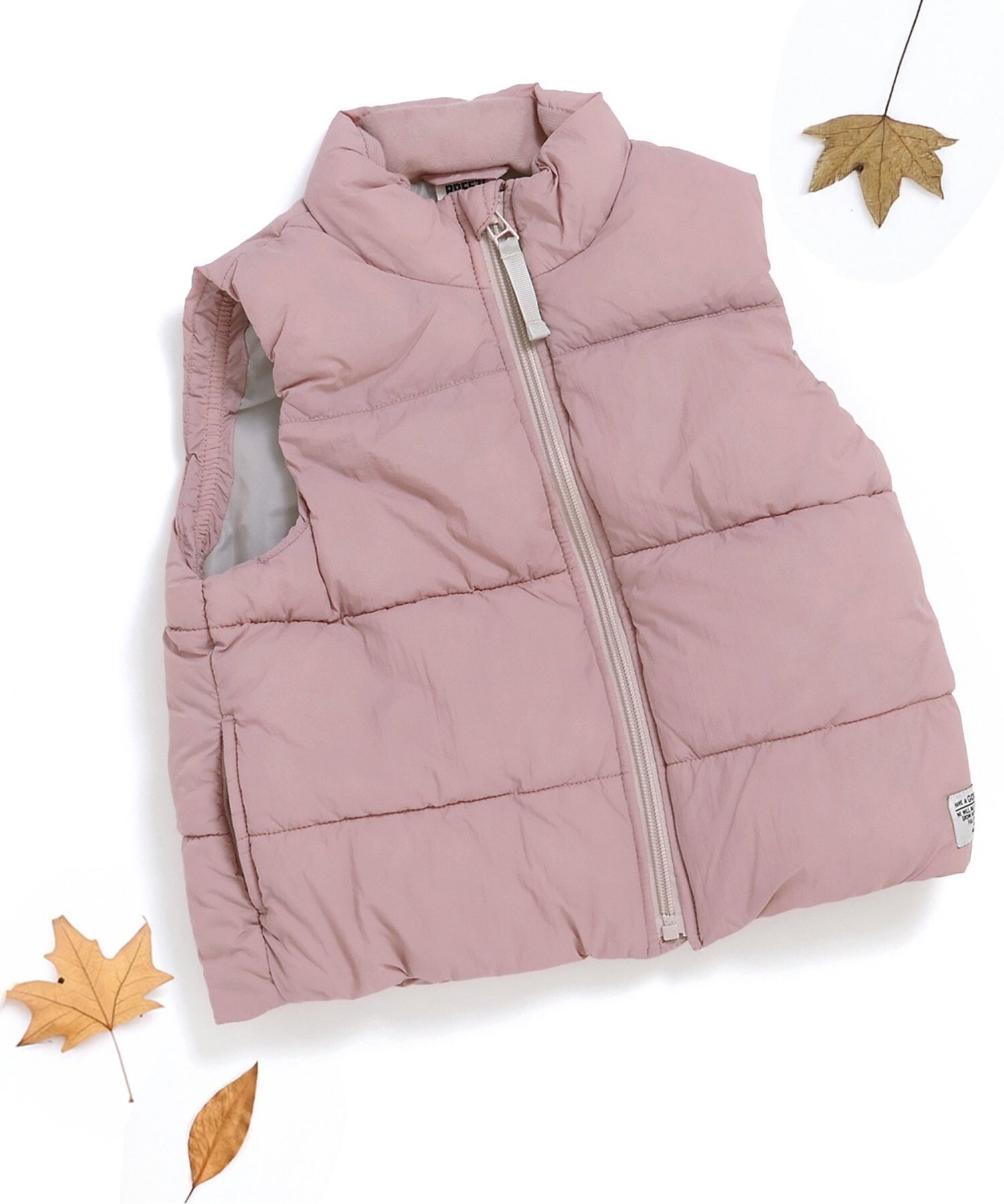 【エフオー オンラインストア/F.O.Online Store / KIDS】のふわ軽インサーレーションベスト インテリア・キッズ・メンズ・レディースファッション・服の通販 founy(ファニー) 　ファッション　Fashion　キッズファッション　Fashion for Kids　スウェット / スエット　Sweatshirt, Sweatwear　ダウン　Down, Puffer　ベスト　Vest, Waistcoat　人気　Popular, Best Seller　今季　This Season, Current Season　定番　Standard, Basic Item　無地　Plain, Solid Color　ピンク|ID: prp329100004712803 ipo3291000000034502173