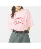 【ミルクフェド/MILKFED.】のEMBLEM LOGO WIDE S/S TEE MILKFED. 人気、トレンドファッション・服の通販 founy(ファニー) ファッション Fashion レディースファッション Fashion for Women おすすめ Recommended / Our Picks グラフィック Graphic, Graphic Design プリント Print, Printed Pattern ワイド Wide, Wide Fit 半袖 Short Sleeve, Half Sleeve 夏 Summer S/S・春夏 SS, Spring/Summer, Warm Season thumbnail LtPINK|ID: prp329100004713231 ipo3291000000034048446