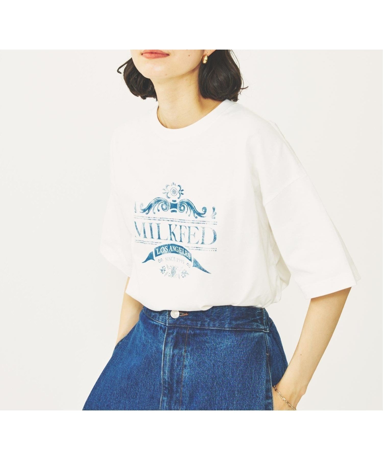 【ミルクフェド/MILKFED.】のEMBLEM LOGO WIDE S/S TEE MILKFED. インテリア・キッズ・メンズ・レディースファッション・服の通販 founy(ファニー) 　ファッション　Fashion　レディースファッション　Fashion for Women　おすすめ　Recommended / Our Picks　グラフィック　Graphic, Graphic Design　プリント　Print, Printed Pattern　ワイド　Wide, Wide Fit　半袖　Short Sleeve, Half Sleeve　夏　Summer　S/S・春夏　SS, Spring/Summer, Warm Season　OFF WHITE|ID: prp329100004713231 ipo3291000000034048448