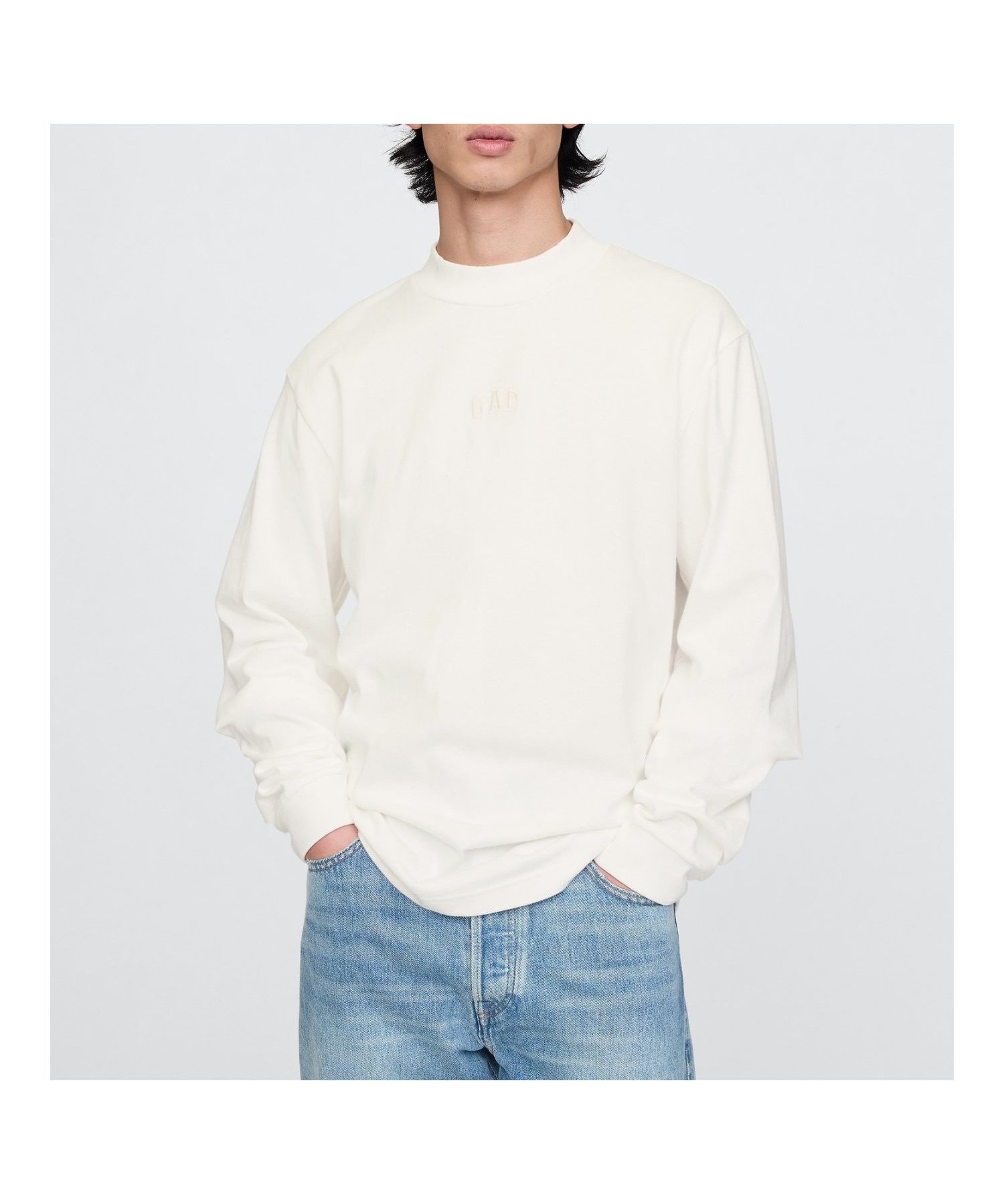 【ギャップ/GAP】のモックネック GAPロゴTシャツ インテリア・キッズ・メンズ・レディースファッション・服の通販 founy(ファニー)  ファッション Fashion レディースファッション Fashion for Women トップス・カットソー Cut & Sew Tops シャツ・ブラウス・オフィスカジュアル Elegant Blouses & Button-Ups ロングTシャツ・Tシャツ Longline T-Shirts & Tees おすすめ Recommended / Our Picks ストレート Straight, Straight Cut フィット Fit, Slim Fit フロント Front, Front Design モックネック Mock Neck, Short Turtleneck リラックス Relax, Relaxed Fit 長袖 Long Sleeve, Full Sleeve NEW_OFF_WHITE_V2|ID: prp329100004713550 ipo3291000000034238657