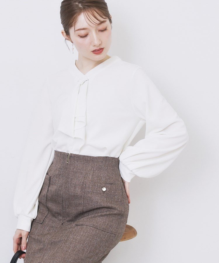 【インデックス/INDEX】のボウタイフリルトップス【洗濯機OK/ストレッチ/イージーアイロン/防シワ】《S~3L》 インテリア・キッズ・メンズ・レディースファッション・服の通販 founy(ファニー) 　ファッション　Fashion　レディースファッション　Fashion for Women　トップス・カットソー　Cut & Sew Tops　エレガント 上品　Elegant　シンプル　Simple, Minimal　ジョーゼット　Georgette, Semi-Sheer Fabric　ストレッチ　Stretch, Stretchy Fabric　スマート　Smart, Elegant　長袖　Long Sleeve, Full Sleeve　バランス　Balance, Style Balance　フィット　Fit, Slim Fit　フリル　Frill, Ruffle　ベーシック　Basic, Essential　オフホワイト|ID: prp329100004713733 ipo3291000000034436643