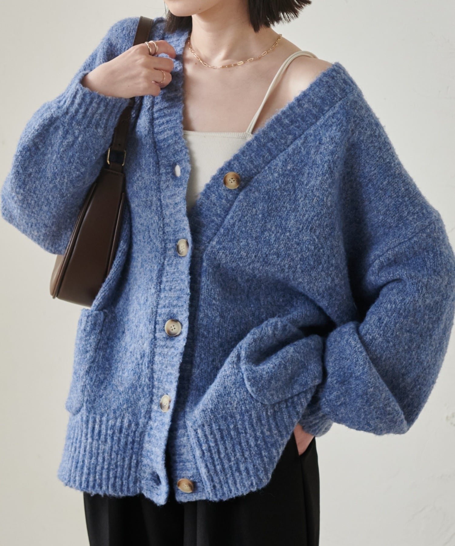 【ラナン/Ranan】のカラーオーバーカーディガン インテリア・キッズ・メンズ・レディースファッション・服の通販 founy(ファニー) 　ファッション　Fashion　レディースファッション　Fashion for Women　トップス・カットソー　Cut & Sew Tops　カーディガン・羽織り　Layered Style Cardigans　インナー　Innerwear　カーディガン　Cardigan, Knitwear　キャミソール　Camisole, Spaghetti Strap Top　タンク　Tank Top, Sleeveless Top　ベーシック　Basic, Essential　ポケット　Pocket, Pocket Detail　ミックス　Mix, Mixed Style　ミドル　Middle Length, Mid Height　メランジ　Melange, Mixed Yarn　今季　This Season, Current Season　秋　Autumn　ブルー|ID: prp329100004715010 ipo3291000000035037734