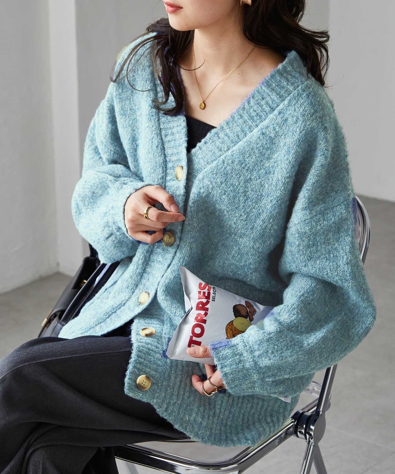 【ラナン/Ranan】のカラーオーバーカーディガン インテリア・キッズ・メンズ・レディースファッション・服の通販 founy(ファニー) 　ファッション　Fashion　レディースファッション　Fashion for Women　トップス・カットソー　Cut & Sew Tops　カーディガン・羽織り　Layered Style Cardigans　インナー　Innerwear　カーディガン　Cardigan, Knitwear　キャミソール　Camisole, Spaghetti Strap Top　タンク　Tank Top, Sleeveless Top　ベーシック　Basic, Essential　ポケット　Pocket, Pocket Detail　ミックス　Mix, Mixed Style　ミドル　Middle Length, Mid Height　メランジ　Melange, Mixed Yarn　今季　This Season, Current Season　秋　Autumn　ライトブルー|ID: prp329100004715010 ipo3291000000035037735