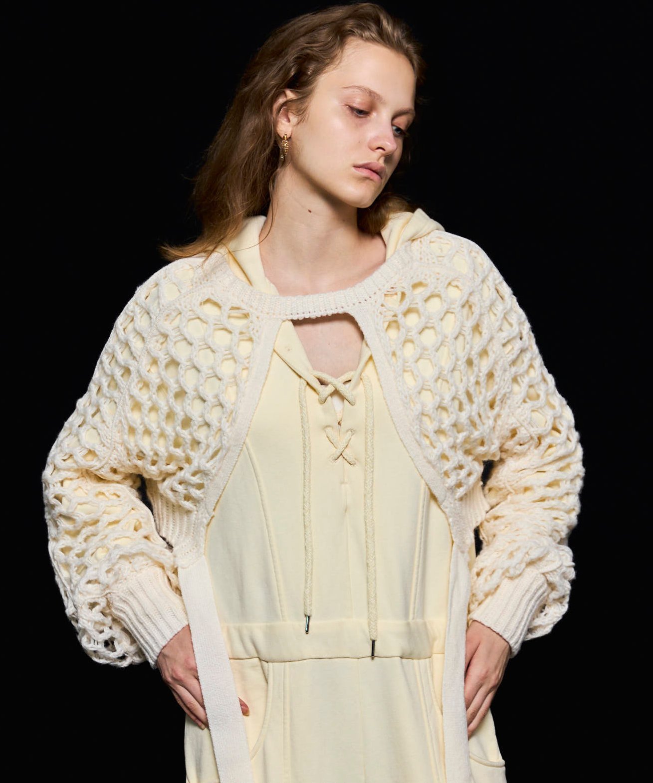 【メゾンスペシャル/MAISON SPECIAL】の2way Mesh Knitted Bolero インテリア・キッズ・メンズ・レディースファッション・服の通販 founy(ファニー) 　ファッション　Fashion　レディースファッション　Fashion for Women　アウター　Coat / Outerwear Collection　ボレロ・ショート丈ジャケット / ドレス羽織りに　Boleros & Short Jackets　トップス・カットソー　Cut & Sew Tops　ニット　Knit Tops & Sweaters　ジャケット　Jacket, Outerwear　ボレロ　Bolero, Short Cardigan　メッシュ　Mesh, Net Fabric　WHT|ID: prp329100004715122 ipo3291000000035080932