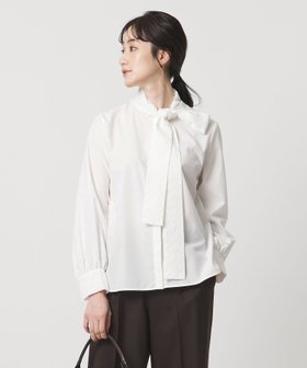 【ユナイテッドアローズ/UNITED ARROWS】のレース コンビ ボウタイ リボン ブラウス -ウォッシャブル- 人気、トレンドファッション・服の通販 founy(ファニー) ファッション Fashion レディースファッション Fashion for Women トップス・カットソー Cut & Sew Tops シャツ・ブラウス・オフィスカジュアル Elegant Blouses & Button-Ups インナー Innerwear ウォッシャブル Machine Washable カフス Cuff Design カーディガン Cardigan, Knitwear コンビ Combo, Combination Style タイプライター Typewriter Fabric, Crisp Cotton デニム Denim, Jeans Material リボン Ribbon, Bow レース Lace, Lace Fabric |ID:prp329100004715773
