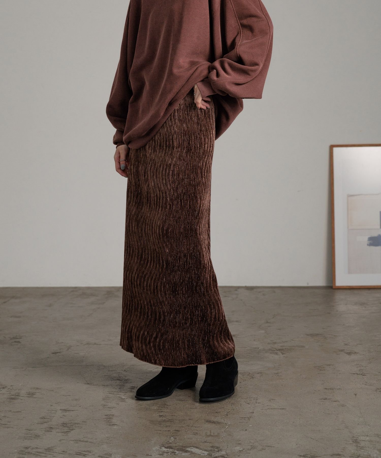 【ローリーズファーム/LOWRYS FARM】のシャイニーベロアタイトスカート インテリア・キッズ・メンズ・レディースファッション・服の通販 founy(ファニー) ファッション Fashion レディースファッション Fashion for Women スカート Skirts シンプル Simple, Minimal バランス Balance, Style Balance プリーツ Pleats, Pleated ベロア Velour, Soft Velvet ランダム Random, Irregular リラックス Relax, Relaxed Fit エレガント 上品 Elegant NEWブラウンラメ|ID: prp329100004715869 ipo3291000000034783876