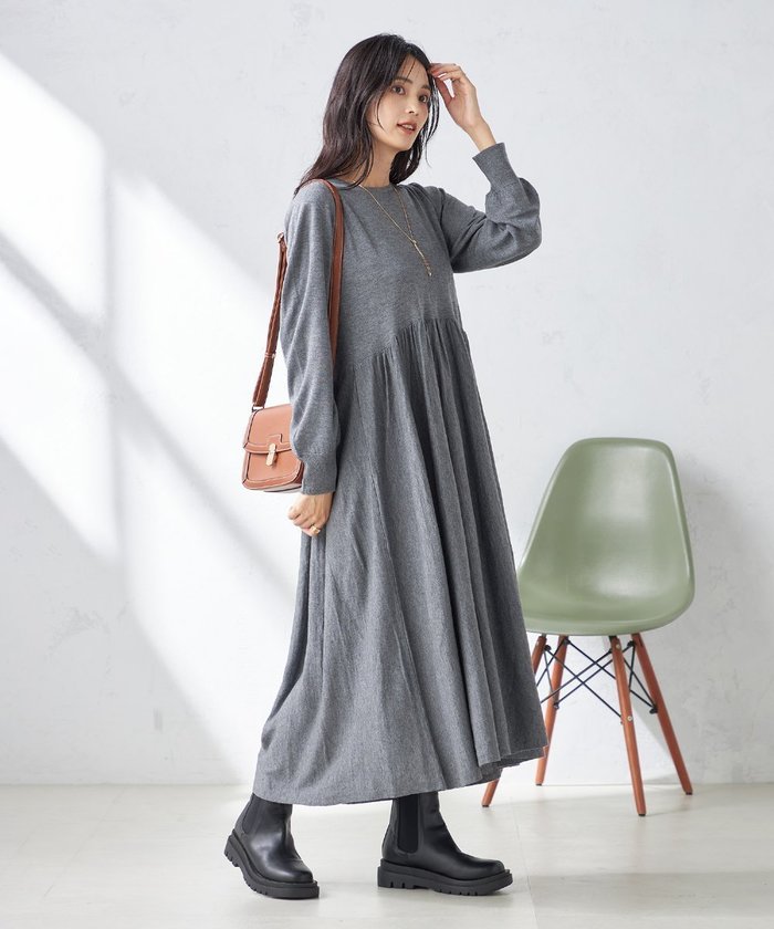 【アー ヴェー ヴェー/a.v.v】のギャザーニットワンピース インテリア・キッズ・メンズ・レディースファッション・服の通販 founy(ファニー) https://founy.com/ ファッション Fashion レディースファッション Fashion for Women ワンピース Dresses ニットワンピース Knit Dresses おすすめ Recommended / Our Picks ギャザー Gathered, Ruffled シンプル Simple, Minimal ジャケット Jacket, Outerwear ネックレス Necklace, Pendant Necklace ベーシック Basic, Essential ペチコート Petticoat, Underskirt 再入荷 Restock / Back in Stock 切替 Switching, Contrast Panel |ID: prp329100004715924 ipo3291000000034371362