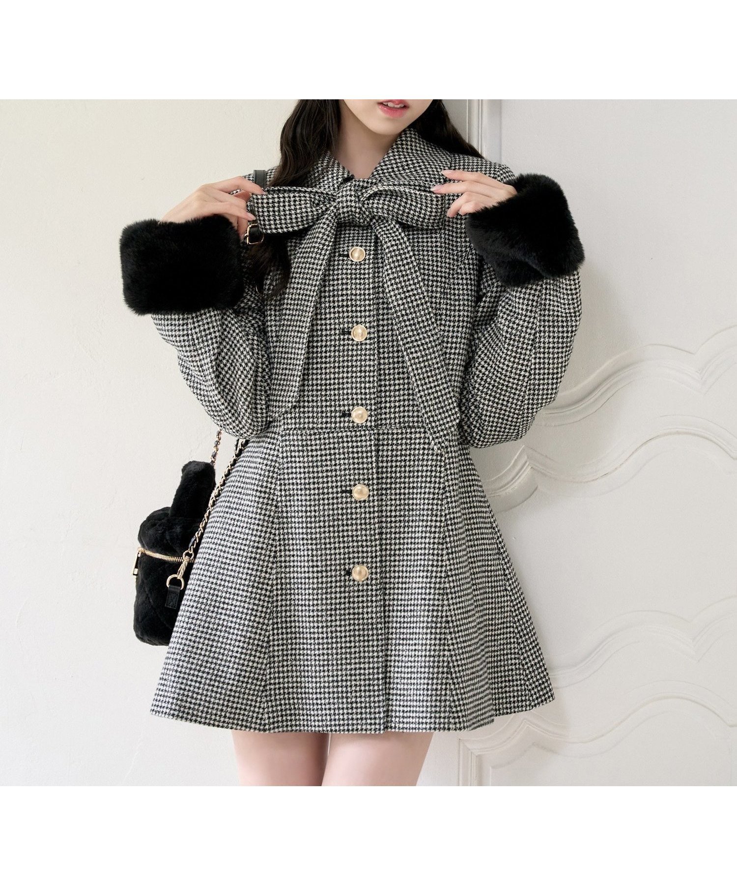 【ナイスクラップ/NICE CLAUP】のリボンミドルコート/SMサイズあり インテリア・キッズ・メンズ・レディースファッション・服の通販 founy(ファニー) 　ファッション　Fashion　レディースファッション　Fashion for Women　アウター　Coat / Outerwear Collection　コート・ロングコート・ピーコート　Long Coats, Peacoats & More　シューズ　Shoes, Footwear　デニム　Denim, Jeans Material　ハイネック　High Neck, Mock Neck　バランス　Balance, Style Balance　ボトム　Bottoms, Lower Wear　ミドル　Middle Length, Mid Height　リボン　Ribbon, Bow　ロング　Long, Long-Length　冬　Winter / This Winter　再入荷　Restock / Back in Stock　おすすめ　Recommended / Our Picks　2025年　2025　2025-2026秋冬・A/W　Autumn/Winter 2025–26 AW25–26　ブラック|ID: prp329100004716140 ipo3291000000034963813