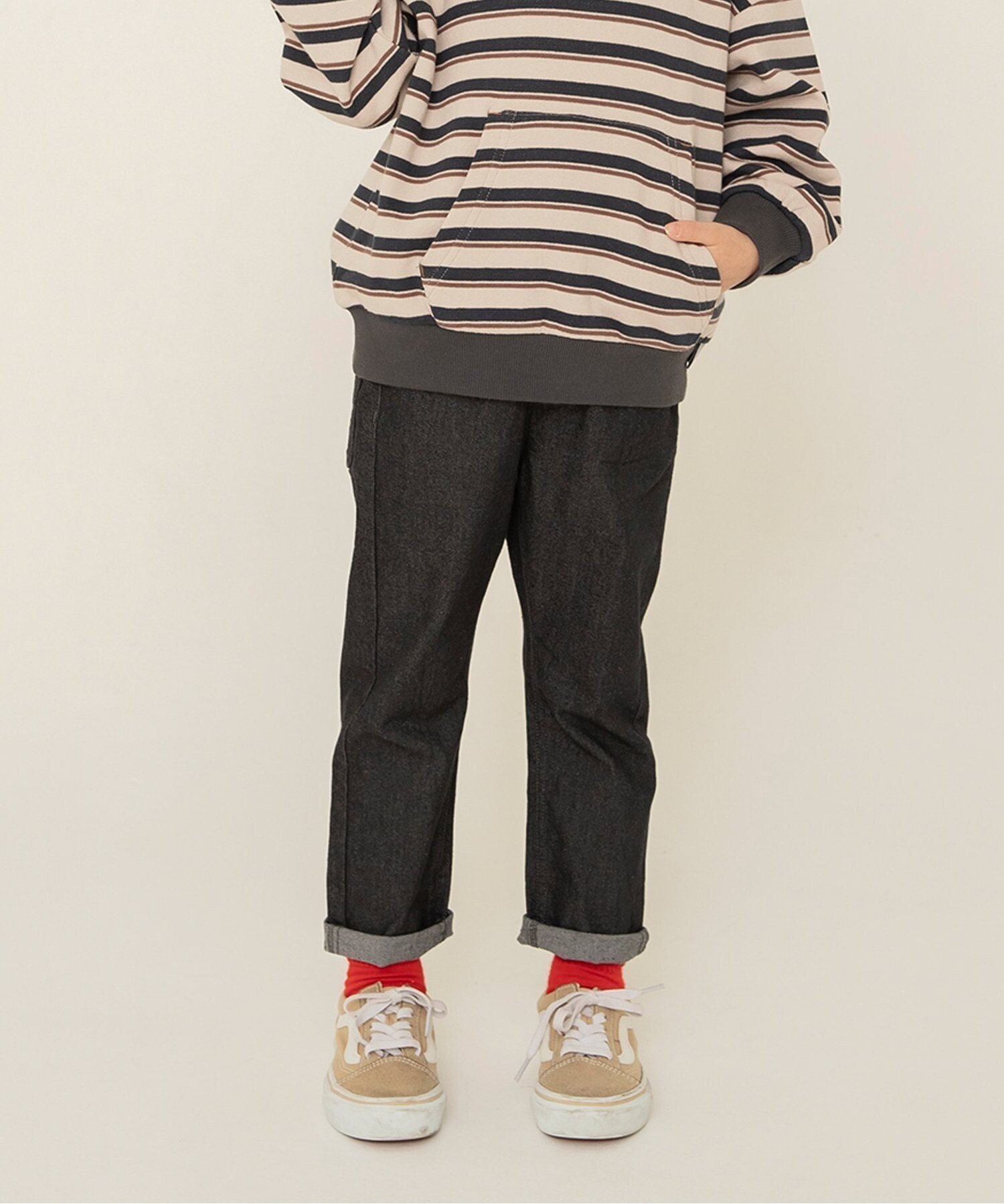 【エフオー オンラインストア/F.O.Online Store / KIDS】のすぽ軽テーパードパンツ 10分丈 インテリア・キッズ・メンズ・レディースファッション・服の通販 founy(ファニー) 　ファッション　Fashion　キッズファッション　Fashion for Kids　ボトムス　Bottoms　2025年　2025　2025-2026秋冬・A/W　Autumn/Winter 2025–26 AW25–26　おすすめ　Recommended / Our Picks　ブリーチ　Bleach, Washed Finish　ユーズド　Used, Vintage-Look　人気　Popular, Best Seller　ブラック|ID: prp329100004716217 ipo3291000000034123574