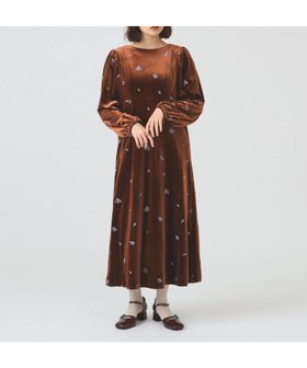【ビームス ウイメン/BEAMS】のベロア 刺繍 ワンピース 人気、トレンドファッション・服の通販 founy(ファニー) ファッション Fashion レディースファッション Fashion for Women ワンピース Dresses ギャザー Gathered, Ruffled クラシカル Classical, Vintage-Inspired ジャケット Jacket, Outerwear フォルム Silhouette, Form ベロア Velour, Soft Velvet エレガント 上品 Elegant |ID:prp329100004717363