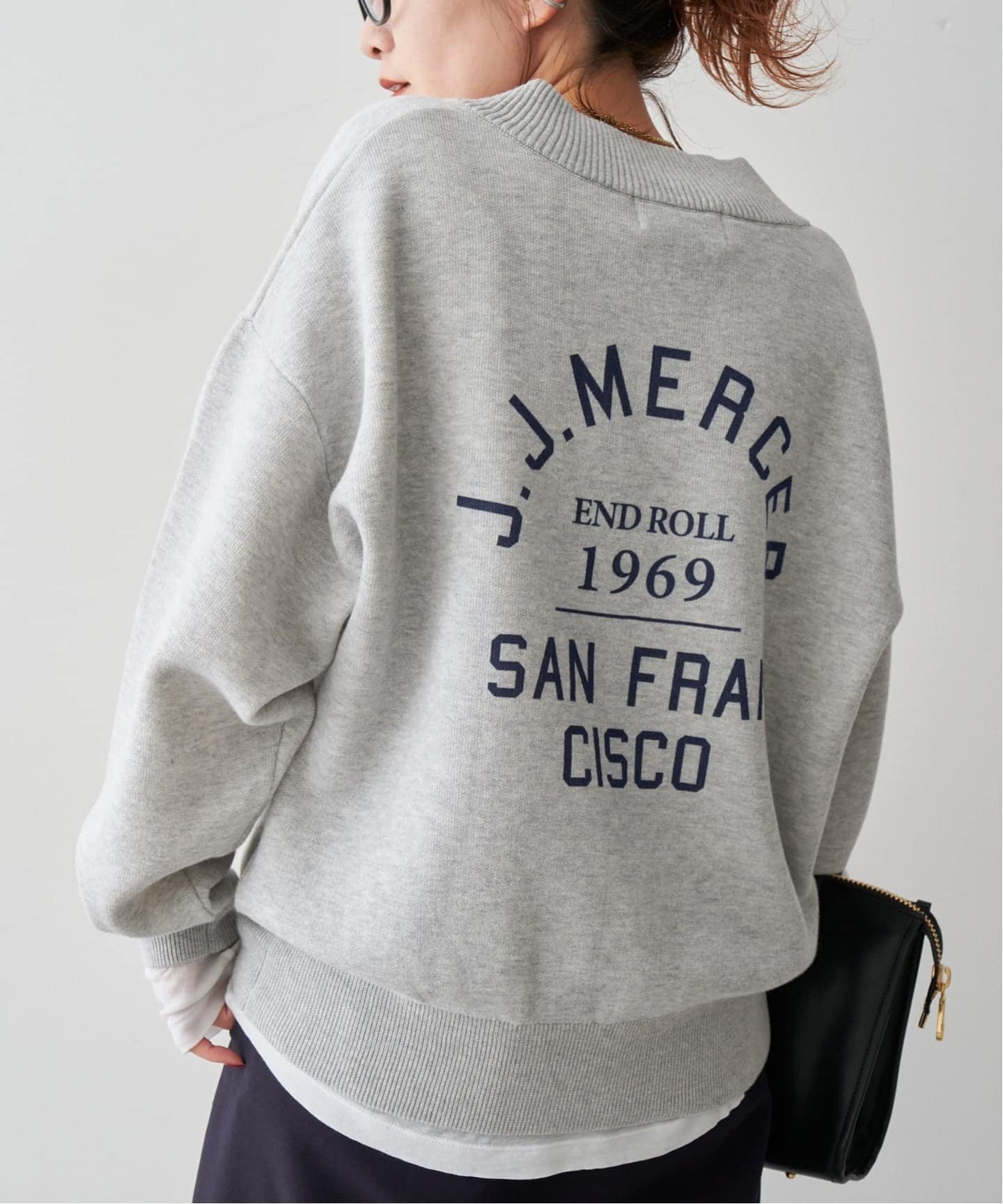 【スピック&スパン/Spick & Span】の《追加4》J.J.Mercer / ジェイジェイマーサー 別注 Vネックプルオーバー インテリア・キッズ・メンズ・レディースファッション・服の通販 founy(ファニー) ファッション Fashion レディースファッション Fashion for Women トップス・カットソー Cut & Sew Tops カジュアルプルオーバー・ニットトップス Pullovers & Knit Tops / Casual Pullovers Vネックトップス V-Neck Tops / V-Cut Neckline Shirts カットソー Cut and Sewn Top コレクション Collection, Seasonal Line シンプル Simple, Minimal 別注 Limited Edition, Custom Order ミックス Mix, Mixed Style グレーB|ID: prp329100004717572 ipo3291000000034730951