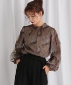 【ミスティ ウーマン/mysty woman】のフローラルブラウス 人気、トレンドファッション・服の通販 founy(ファニー) ファッション Fashion レディースファッション Fashion for Women トップス・カットソー Cut & Sew Tops シャツ・ブラウス・オフィスカジュアル Elegant Blouses & Button-Ups アンティーク Antique-Inspired インナー Innerwear シンプル Simple, Minimal ジャケット Jacket, Outerwear デニム Denim, Jeans Material マーメイド Mermaid, Fishtail Silhouette レース Lace, Lace Fabric エレガント 上品 Elegant thumbnail モカブラウン|ID: prp329100004717695 ipo3291000000034089200