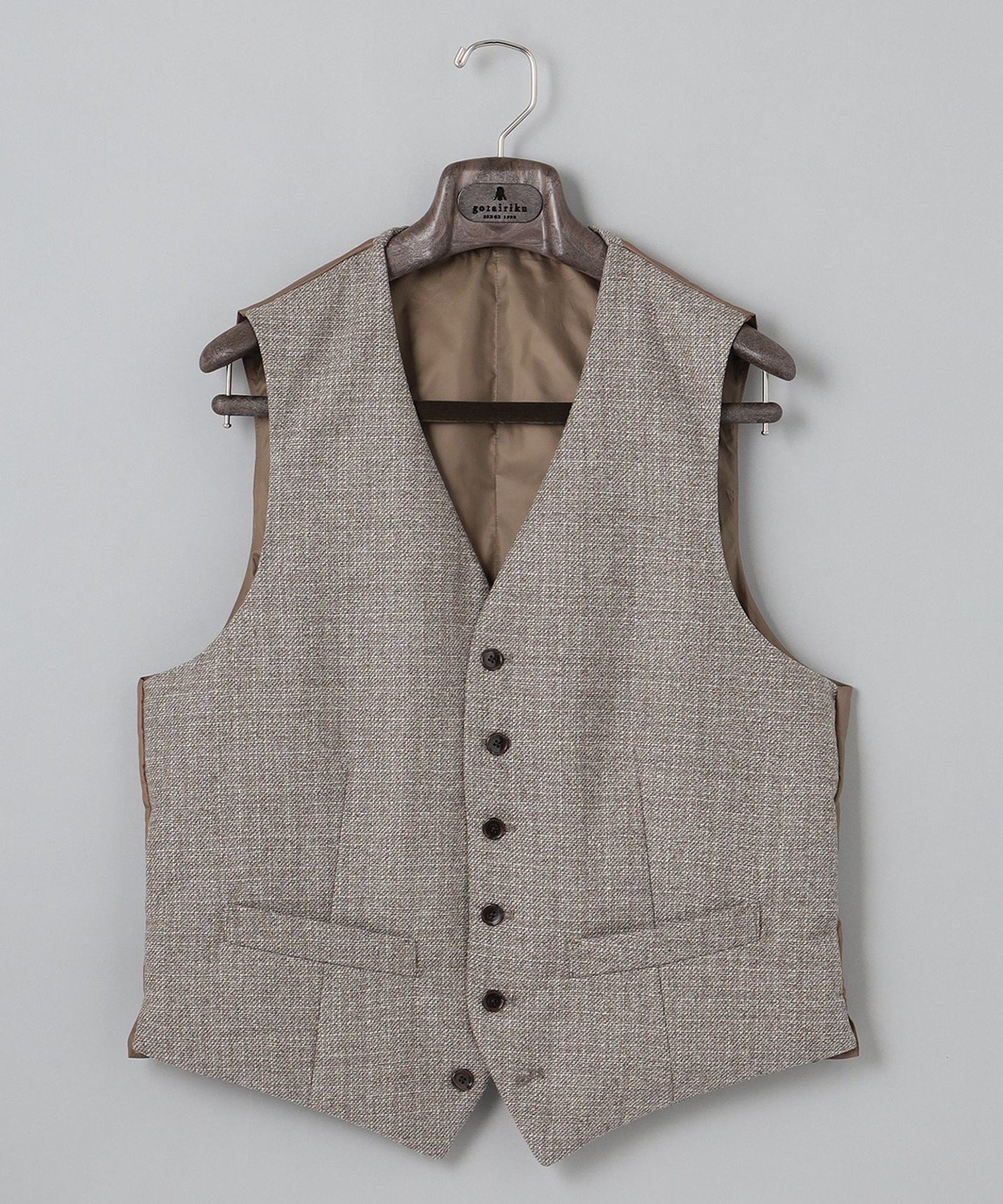 【五大陸/gotairiku / MEN】の【IMPORT】ADSダウンベスト_DELFINO インテリア・キッズ・メンズ・レディースファッション・服の通販 founy(ファニー) 　ファッション　Fashion　メンズファッション　Fashion for Men　イタリア　Italy　インナー　Innerwear　軽量　Lightweight, Ultra Light　ジャケット　Jacket, Outerwear　スーツ　Suit, Formalwear　ダウン　Down, Puffer　トレンド　Trend, Trending Now　ドレス　Dress, One-Piece　人気　Popular, Best Seller　ベスト　Vest, Waistcoat　防寒　Cold Protection, Winter-Ready　ミラノ　Milano Style, Italian-Inspired　冬　Winter / This Winter　ブラウン系8[830]|ID: prp329100004717731 ipo3291000000034089524