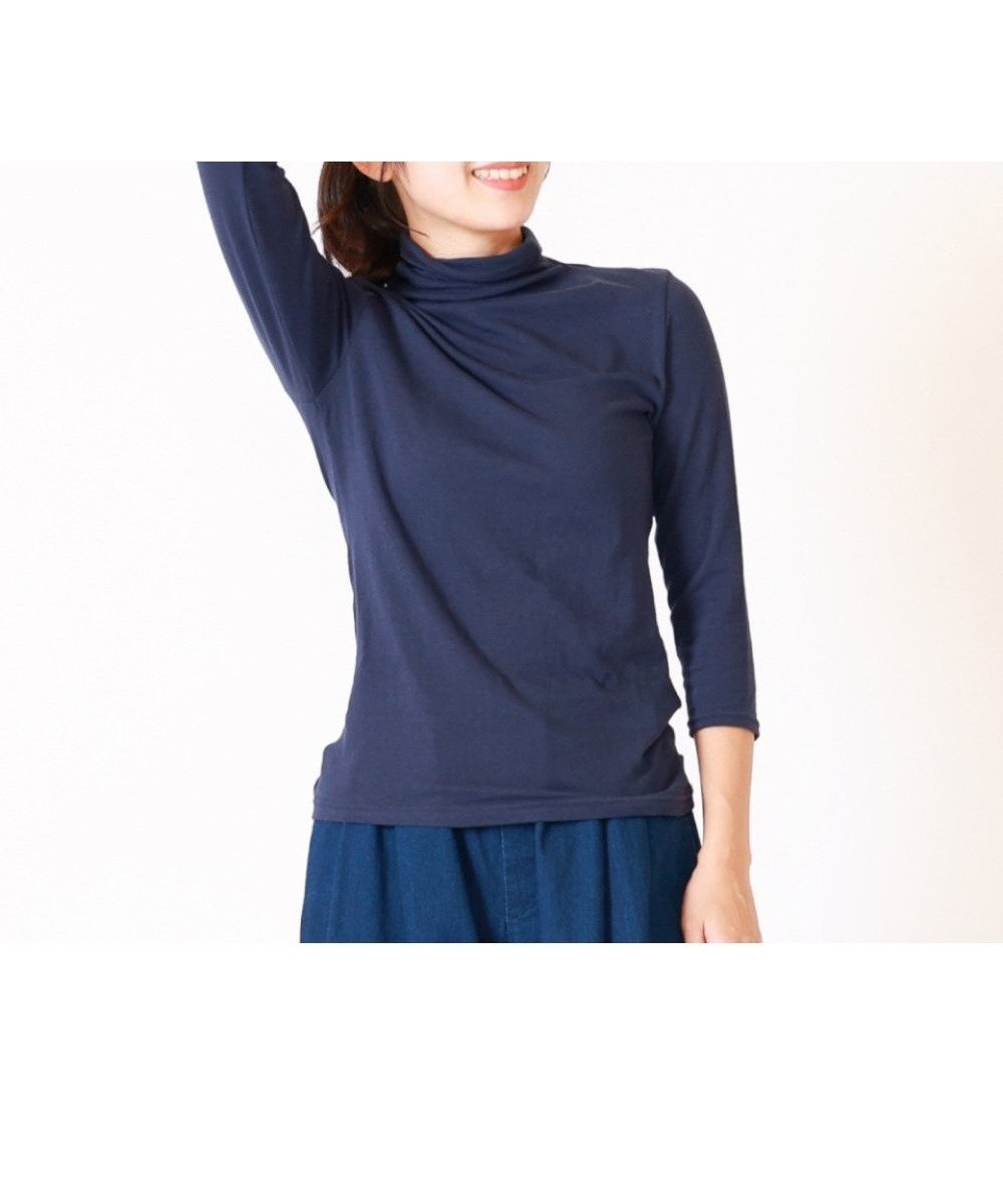 【ローラ/Rora】のUVボトルネック7分袖Tシャツ インテリア・キッズ・メンズ・レディースファッション・服の通販 founy(ファニー) 　ファッション　Fashion　レディースファッション　Fashion for Women　トップス・カットソー　Cut & Sew Tops　シャツ・ブラウス・オフィスカジュアル　Elegant Blouses & Button-Ups　ロングTシャツ・Tシャツ　Longline T-Shirts & Tees　インナー　Innerwear　カメラ　Camera Accessories　シンプル　Simple, Minimal　ストレッチ　Stretch, Stretchy Fabric　ハイネック　High Neck, Mock Neck　フィット　Fit, Slim Fit　ボトルネック　Bottle Neck, Mock Neck　防寒　Cold Protection, Winter-Ready　無地　Plain, Solid Color　冬　Winter / This Winter　A/W・秋冬　Autumn/Winter　夏　Summer　お正月　New Year　クリスマス X'mas　Christmas / X'mas　ギフト プレゼント　Gift / Present　入学式　Entrance Ceremony　卒業式　Graduation Ceremony　85.ネイビー|ID: prp329100004718788 ipo3291000000034098038
