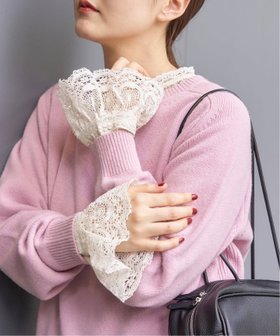 【イエナ/IENA】 リーフレースブラウス人気、トレンドファッション・服の通販 founy(ファニー) ファッション Fashion レディースファッション Fashion for Women トップス・カットソー Cut & Sew Tops シャツ・ブラウス・オフィスカジュアル Elegant Blouses & Button-Ups 2025年 2025 2025-2026秋冬・A/W Autumn/Winter 2025–26 AW25–26 インナー Innerwear エアリー Airy Texture サロペット Overalls, Salopette ジャケット Jacket, Outerwear スウェット / スエット Sweatshirt, Sweatwear リーフ Leaf, Botanical Leaf レース Lace, Lace Fabric エレガント 上品 Elegant |ID:prp329100004720041