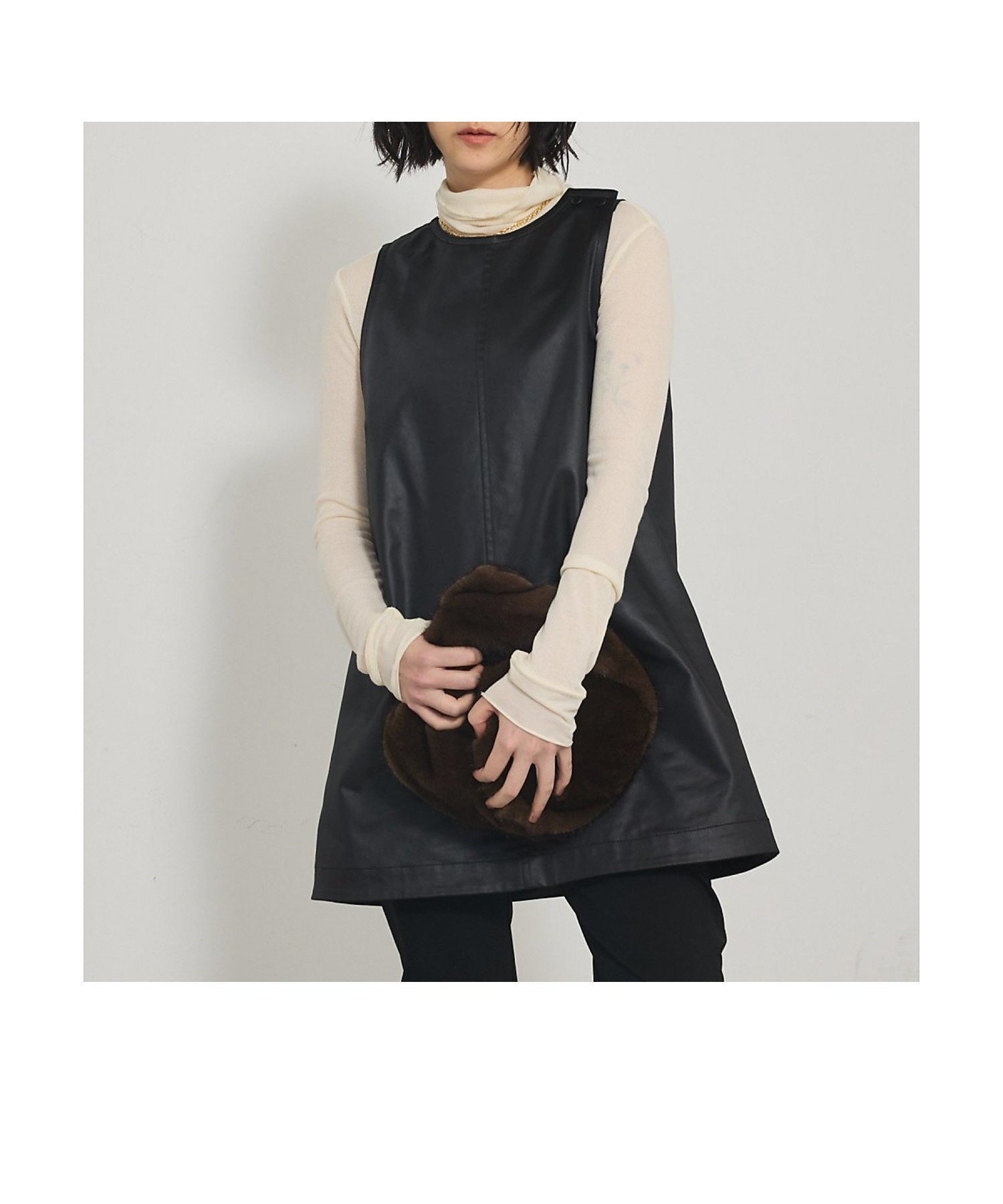 【カリテ/qualite】のレザーライクフレアージレ 人気、トレンドファッション・服の通販 founy(ファニー) 　ファッション　Fashion　レディースファッション　Fashion for Women　アウター　Coat / Outerwear Collection　トップス・カットソー　Cut & Sew Tops　ベスト&ジレ / 重ね着スタイル　Vests & Gilets　インナー　Innerwear　シンプル　Simple, Minimal　スリム　Slim, Slim Fit　ロング　Long, Long-Length　エレガント 上品　Elegant　今季　This Season, Current Season　 other-1|ID: prp329100004720272 ipo3291000000034109780