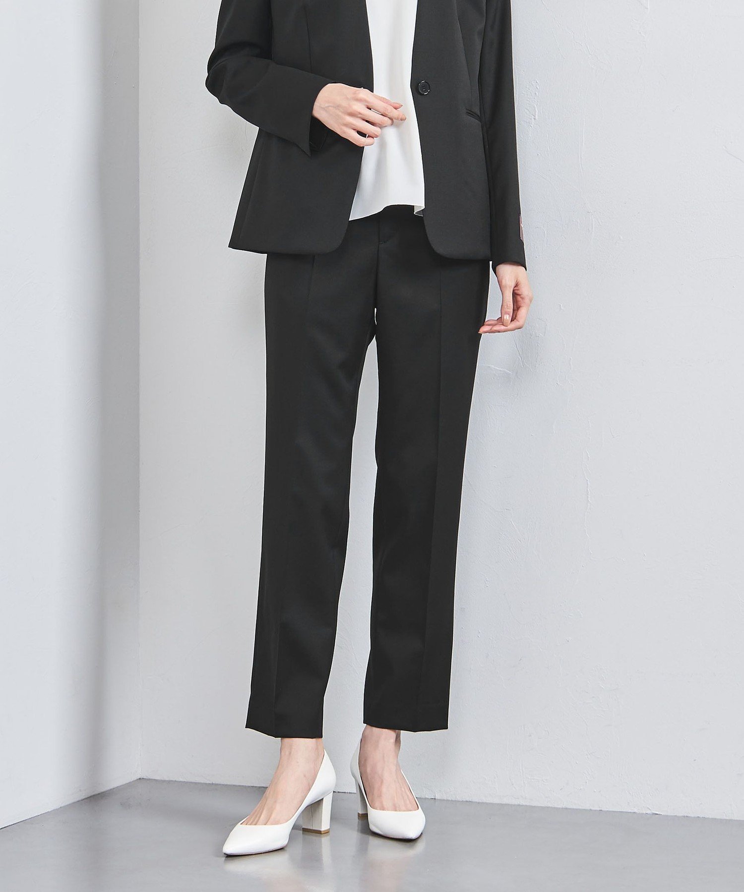 【ユナイテッドアローズ/UNITED ARROWS】のCANONICO テーパード スリム パンツ インテリア・キッズ・メンズ・レディースファッション・服の通販 founy(ファニー) 　ファッション　Fashion　レディースファッション　Fashion for Women　パンツ　Pants & Trousers　イタリア　Italy　ジャケット　Jacket, Outerwear　スリム　Slim, Slim Fit　セットアップ　Set-Up, Coordinated Outfit　テーパード　Tapered, Tapered Pants　アウトレット　Outlet / Clearance　おすすめ　Recommended / Our Picks　夏　Summer　エレガント 上品　Elegant　BLACK|ID: prp329100004720904 ipo3291000000034115803