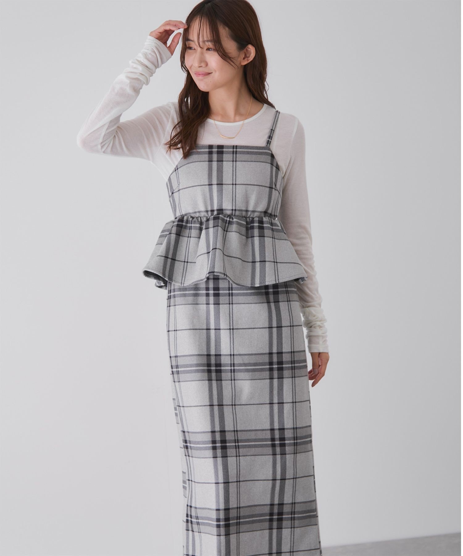 【ジャイロ/JAYRO】のチェック柄ペプラムワンピース インテリア・キッズ・メンズ・レディースファッション・服の通販 founy(ファニー) 　ファッション　Fashion　レディースファッション　Fashion for Women　ワンピース　Dresses　インナー　Innerwear　エレガント 上品　Elegant　カーディガン　Cardigan, Knitwear　キャミソール　Camisole, Spaghetti Strap Top　シアー　Sheer, See-Through　ショート　Short, Short Length　スニーカー　Sneakers, Trainers　スリット　Slit, Slit Detail　タートルネック　Turtleneck, High Neck　ダウン　Down, Puffer　チェック　Check, Plaid, Tartan　デコルテ　Décolleté, Neckline　トレンド　Trend, Trending Now　ペプラム　Peplum, Flared Hem　ポケット　Pocket, Pocket Detail　ロング　Long, Long-Length　楽ちん　Easy Fit, Comfortable　A/W・秋冬　Autumn/Winter　おすすめ　Recommended / Our Picks　グレー(07)|ID: prp329100004720997 ipo3291000000034116951