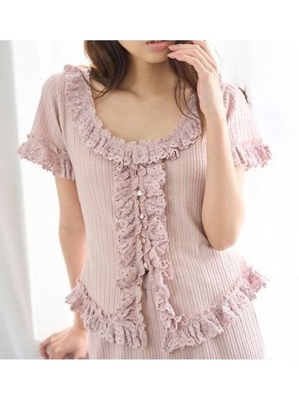 【スナイデル ホーム/SNIDEL HOME】のフリルレースカットプルオーバー インテリア・キッズ・メンズ・レディースファッション・服の通販 founy(ファニー) 　ファッション　Fashion　レディースファッション　Fashion for Women　トップス・カットソー　Cut & Sew Tops　カジュアルプルオーバー・ニットトップス　Pullovers & Knit Tops / Casual Pullovers　カットソー　Cut and Sewn Top　ショート　Short, Short Length　スマート　Smart, Elegant　フェミニン　Feminine, Girly　フリル　Frill, Ruffle　レース　Lace, Lace Fabric　ロング　Long, Long-Length　半袖　Short Sleeve, Half Sleeve　PBEG[036]|ID: prp329100004721028 ipo3291000000034353535