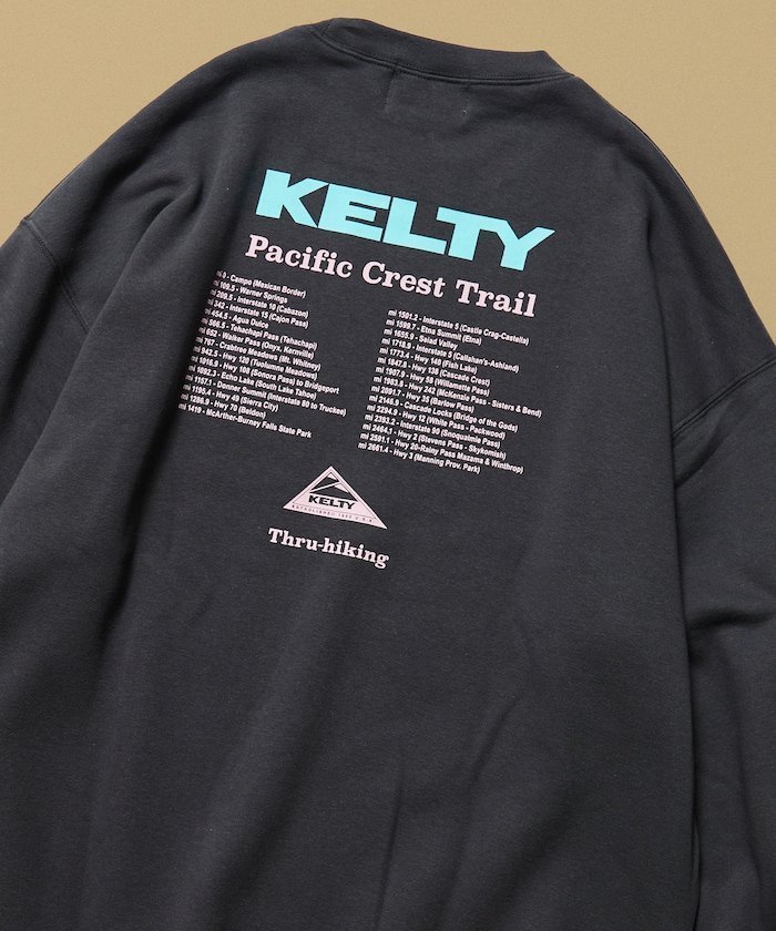 【フリークスストア/FREAK'S STORE】のKELTY×FREAK S STORE/ケルティ 別注 ツアーロゴ バックプリント クルーネックスウェット 【限定展開】 25AW インテリア・キッズ・メンズ・レディースファッション・服の通販 founy(ファニー) 　ファッション　Fashion　メンズファッション　Fashion for Men　2025年　2025　2025-2026秋冬・A/W　Autumn/Winter 2025–26 AW25–26　冬　Winter / This Winter　おすすめ　Recommended / Our Picks　インナー　Innerwear　トレンド　Trend, Trending Now　ビッグ　Big, Oversized　フロント　Front, Front Design　プリント　Print, Printed Pattern　ボトム　Bottoms, Lower Wear　モチーフ　Motif, Design Theme　ワンポイント　One Point, Statement Accent　別注　Limited Edition, Custom Order　定番　Standard, Basic Item　A/W・秋冬　Autumn/Winter　スミクロ|ID: prp329100004721321 ipo3291000000034829925