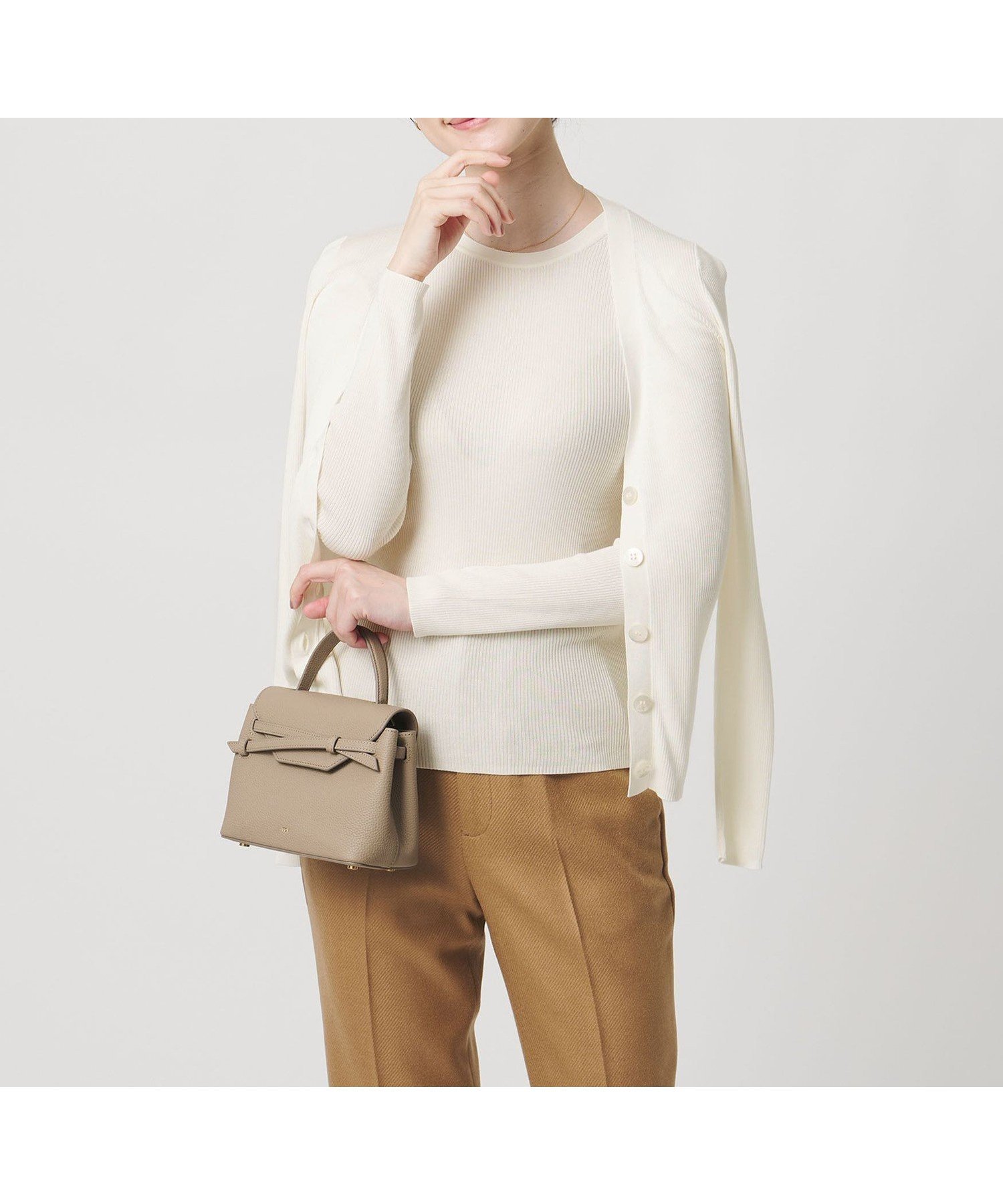 【ユナイテッドアローズ/UNITED ARROWS】のシルク リブ クルーネック ニット インテリア・キッズ・メンズ・レディースファッション・服の通販 founy(ファニー) ファッション Fashion レディースファッション Fashion for Women トップス・カットソー Cut & Sew Tops ニット Knit Tops & Sweaters インナー Innerwear カーディガン Cardigan, Knitwear シルク Silk, 100% Silk シンプル Simple, Minimal タートルネック Turtleneck, High Neck バランス Balance, Style Balance フィット Fit, Slim Fit ベーシック Basic, Essential ロング Long, Long-Length ワイド Wide, Wide Fit WHITE|ID: prp329100004721417 ipo3291000000034883467