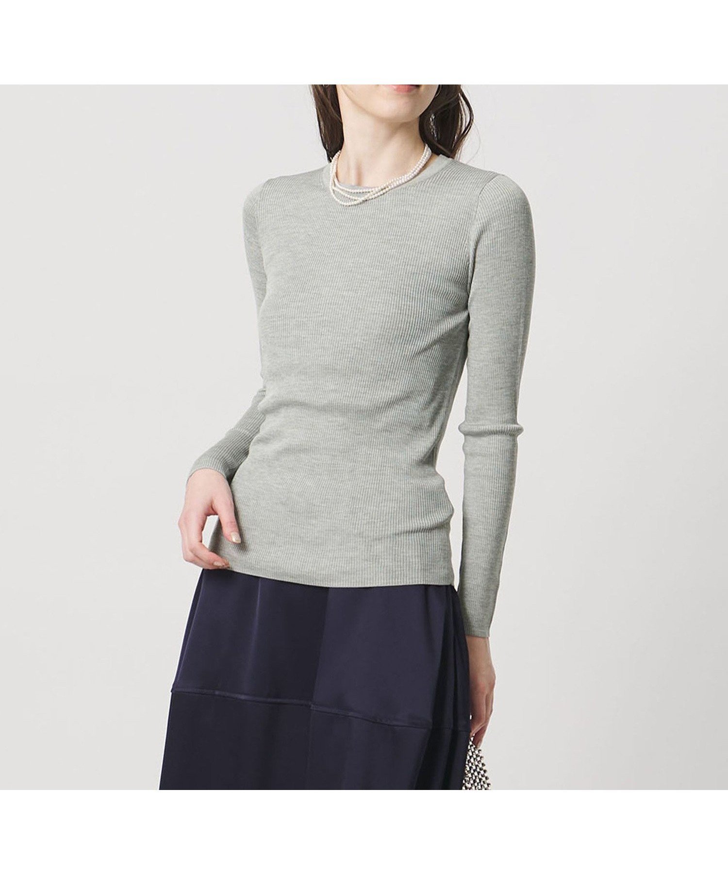 【ユナイテッドアローズ/UNITED ARROWS】のシルク リブ クルーネック ニット インテリア・キッズ・メンズ・レディースファッション・服の通販 founy(ファニー) ファッション Fashion レディースファッション Fashion for Women トップス・カットソー Cut & Sew Tops ニット Knit Tops & Sweaters インナー Innerwear カーディガン Cardigan, Knitwear シルク Silk, 100% Silk シンプル Simple, Minimal タートルネック Turtleneck, High Neck バランス Balance, Style Balance フィット Fit, Slim Fit ベーシック Basic, Essential ロング Long, Long-Length ワイド Wide, Wide Fit LT.GRAY|ID: prp329100004721417 ipo3291000000034883469