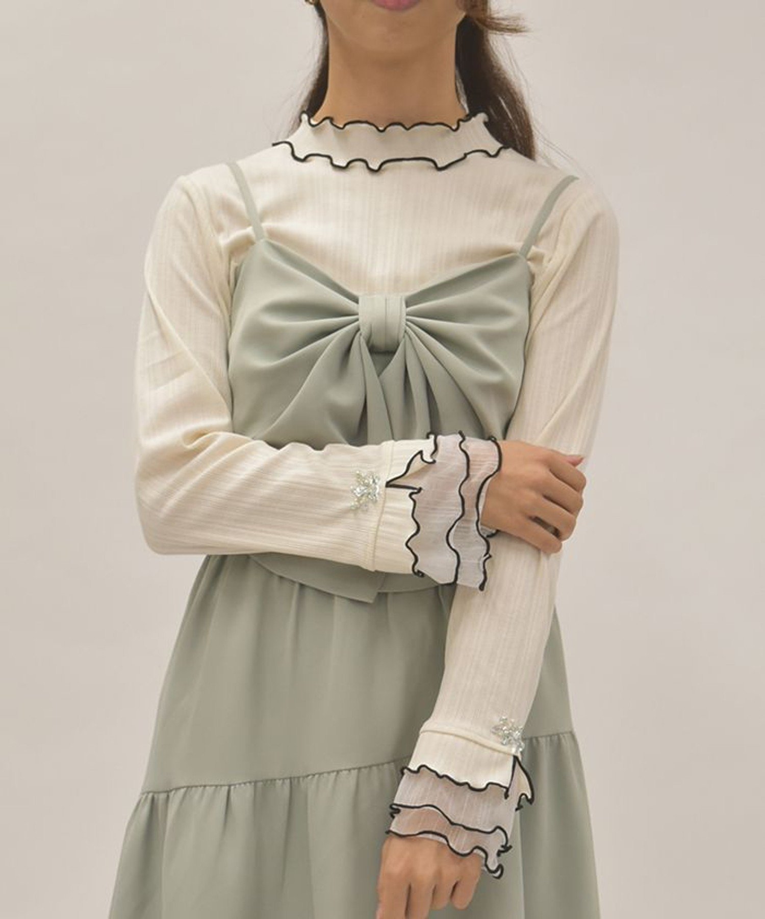 【アクシーズファム/axes femme】のラメチュールメロープルオーバー インテリア・キッズ・メンズ・レディースファッション・服の通販 founy(ファニー)  ファッション Fashion レディースファッション Fashion for Women トップス・カットソー Cut & Sew Tops カジュアルプルオーバー・ニットトップス Pullovers & Knit Tops / Casual Pullovers インナー Innerwear 秋 Autumn カラフル Colorful Design ストライプ Stripe, Striped Pattern スリット Slit, Slit Detail パープル Purple, Violet パール Pearl, Pearl Accent ビジュー Bijou, Jewel-like Accent フリル Frill, Ruffle ワンポイント One Point, Statement Accent 冬 Winter / This Winter おすすめ Recommended / Our Picks 生成り|ID: prp329100004721695 ipo3291000000034353506