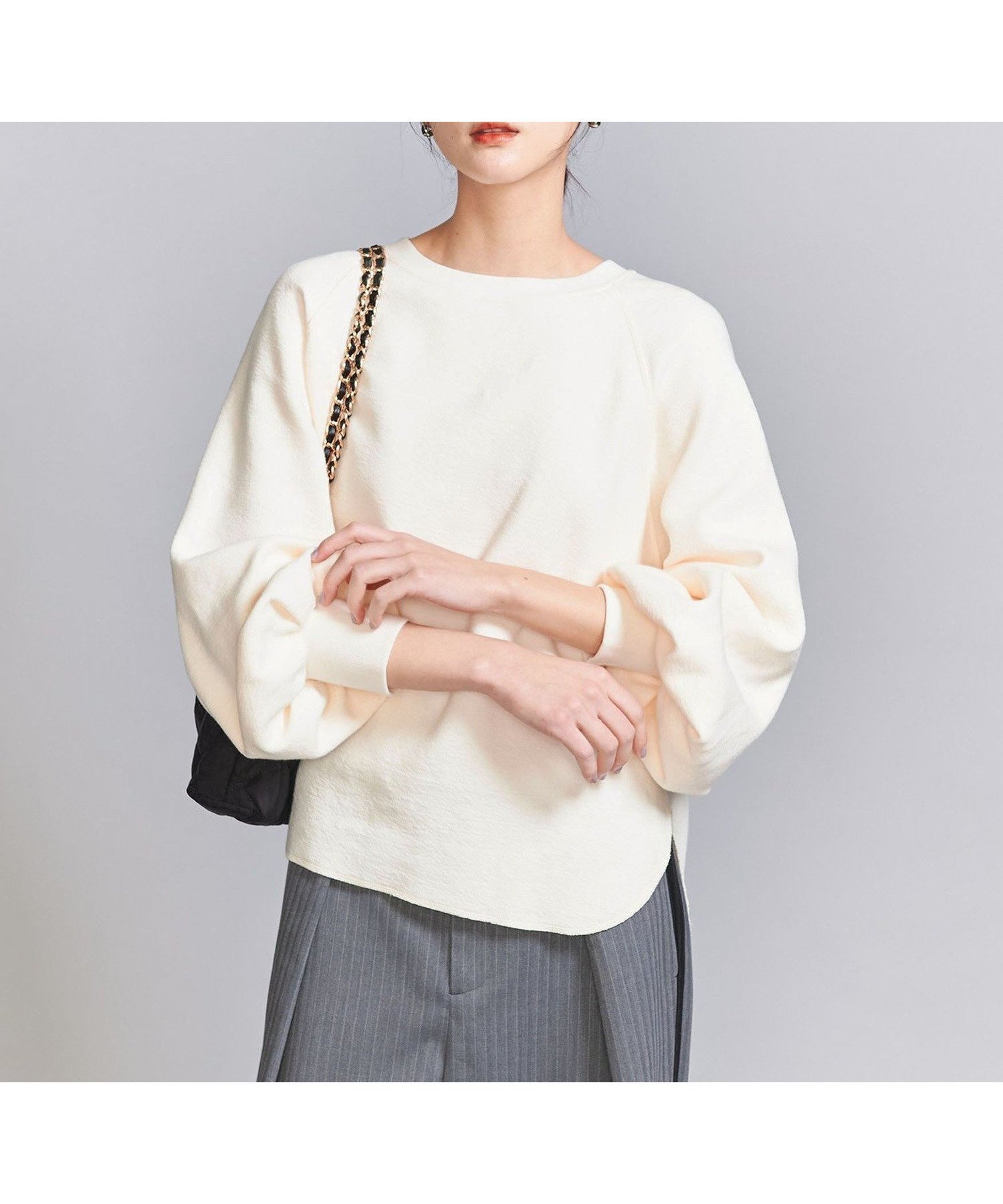 【ユナイテッドアローズ/UNITED ARROWS】のコットン ボリュームスリーブ プルオーバー インテリア・キッズ・メンズ・レディースファッション・服の通販 founy(ファニー) 　ファッション　Fashion　レディースファッション　Fashion for Women　トップス・カットソー　Cut & Sew Tops　カジュアルプルオーバー・ニットトップス　Pullovers & Knit Tops / Casual Pullovers　ボリューム袖・フリルスリーブブラウス　Voluminous & Ruffle Sleeves / Puffy Sleeve Tops　スリーブ　Sleeve, Long Sleeve / Short Sleeve　ダブル　Double, Double-Breasted　バランス　Balance, Style Balance　フェイス　Face, Facial Design　フェミニン　Feminine, Girly　フレア　Flare, Flared　アウトレット　Outlet / Clearance　おすすめ　Recommended / Our Picks　OFF WHITE|ID: prp329100004721730 ipo3291000000034123749