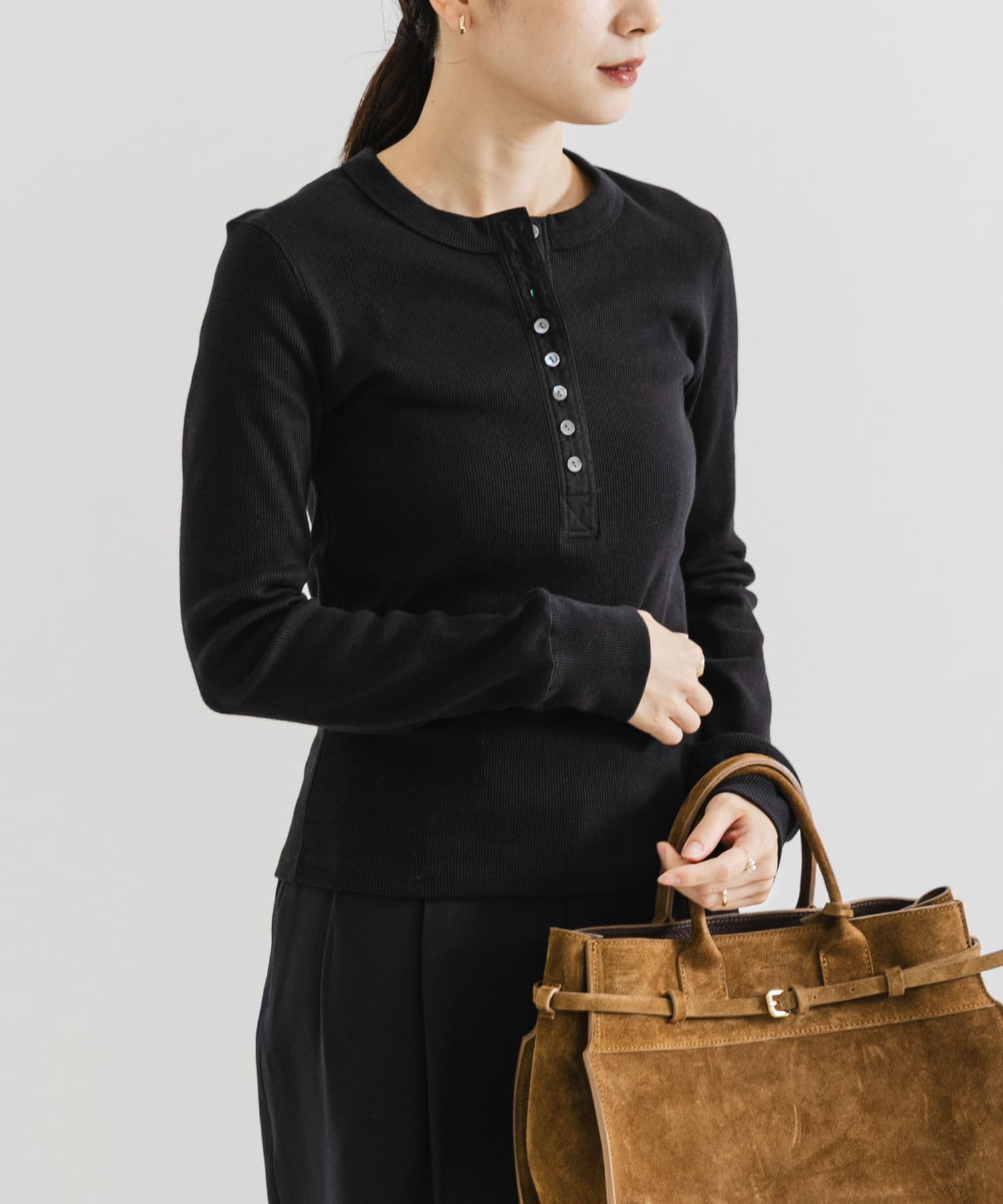 【アーバンリサーチ/URBAN RESEARCH】のヘンリーネックリブカットソー インテリア・キッズ・メンズ・レディースファッション・服の通販 founy(ファニー) 　ファッション　Fashion　レディースファッション　Fashion for Women　トップス・カットソー　Cut & Sew Tops　カットソー・ベーシックTシャツ　Cut-and-Sewn Tops / Stretch Tees & Basics　2025年　2025　2025-2026秋冬・A/W　Autumn/Winter 2025–26 AW25–26　冬　Winter / This Winter　おすすめ　Recommended / Our Picks　インナー　Innerwear　カーディガン　Cardigan, Knitwear　コンパクト　Compact, Small Size　ジャケット　Jacket, Outerwear　スラックス　Slacks, Dress Pants　デニム　Denim, Jeans Material　バランス　Balance, Style Balance　フィット　Fit, Slim Fit　フロント　Front, Front Design　ワイド　Wide, Wide Fit　A/W・秋冬　Autumn/Winter　BLACK|ID: prp329100004721860 ipo3291000000034995480