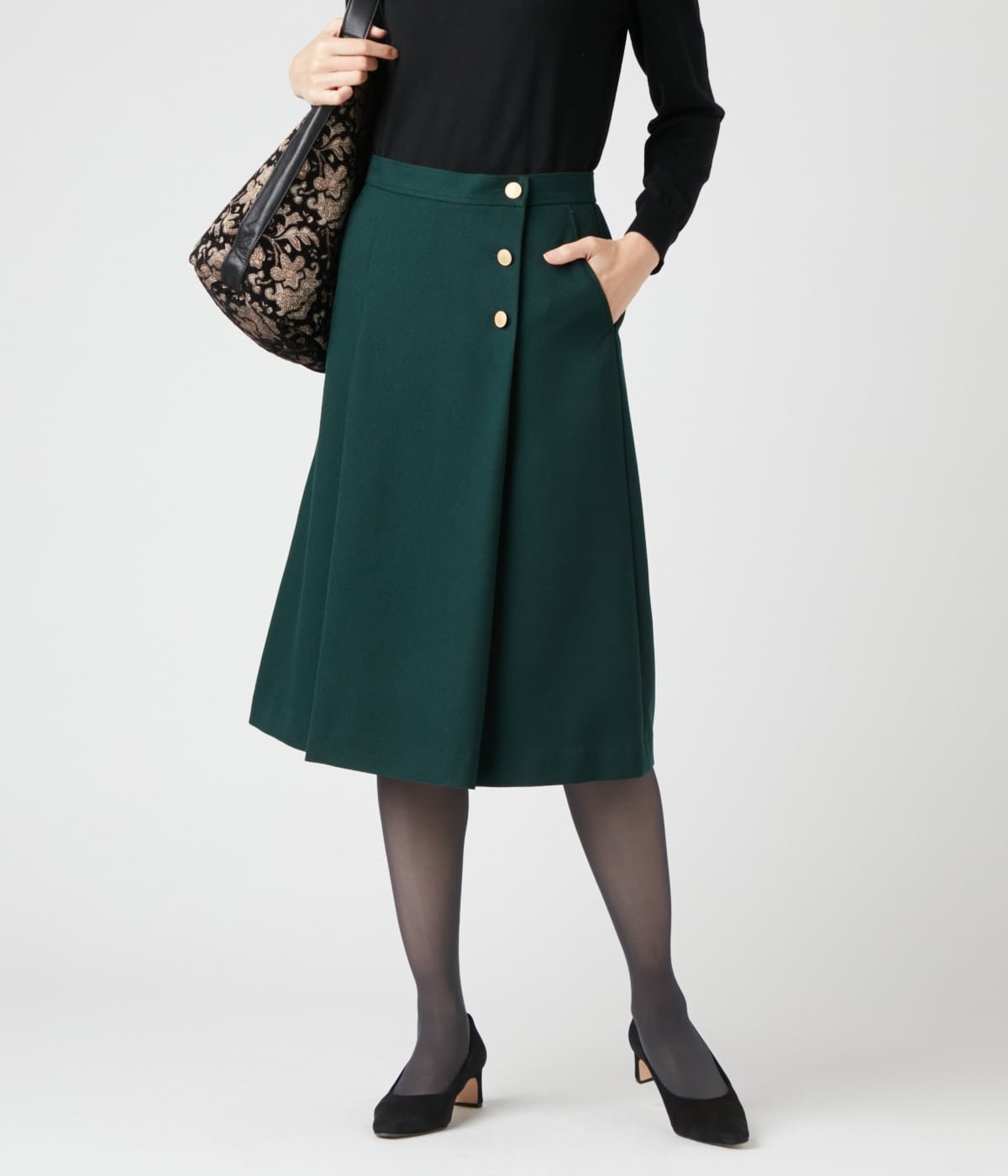 【ニューヨーカー/NEWYORKER】のウーリッシュボタニー メタル釦タックスカート 人気、トレンドファッション・服の通販 founy(ファニー) 　ファッション　Fashion　レディースファッション　Fashion for Women　スカート　Skirts　おすすめ　Recommended / Our Picks　シルバー　Silver, Metallic Silver　バランス　Balance, Style Balance　フロント　Front, Front Design　ポケット　Pocket, Pocket Detail　メタル　Metal, Metal Parts　リラックス　Relax, Relaxed Fit　台形　A-Line, Trapezoid Shape　A/W・秋冬　Autumn/Winter　 other-1|ID: prp329100004722004 ipo3291000000034643184