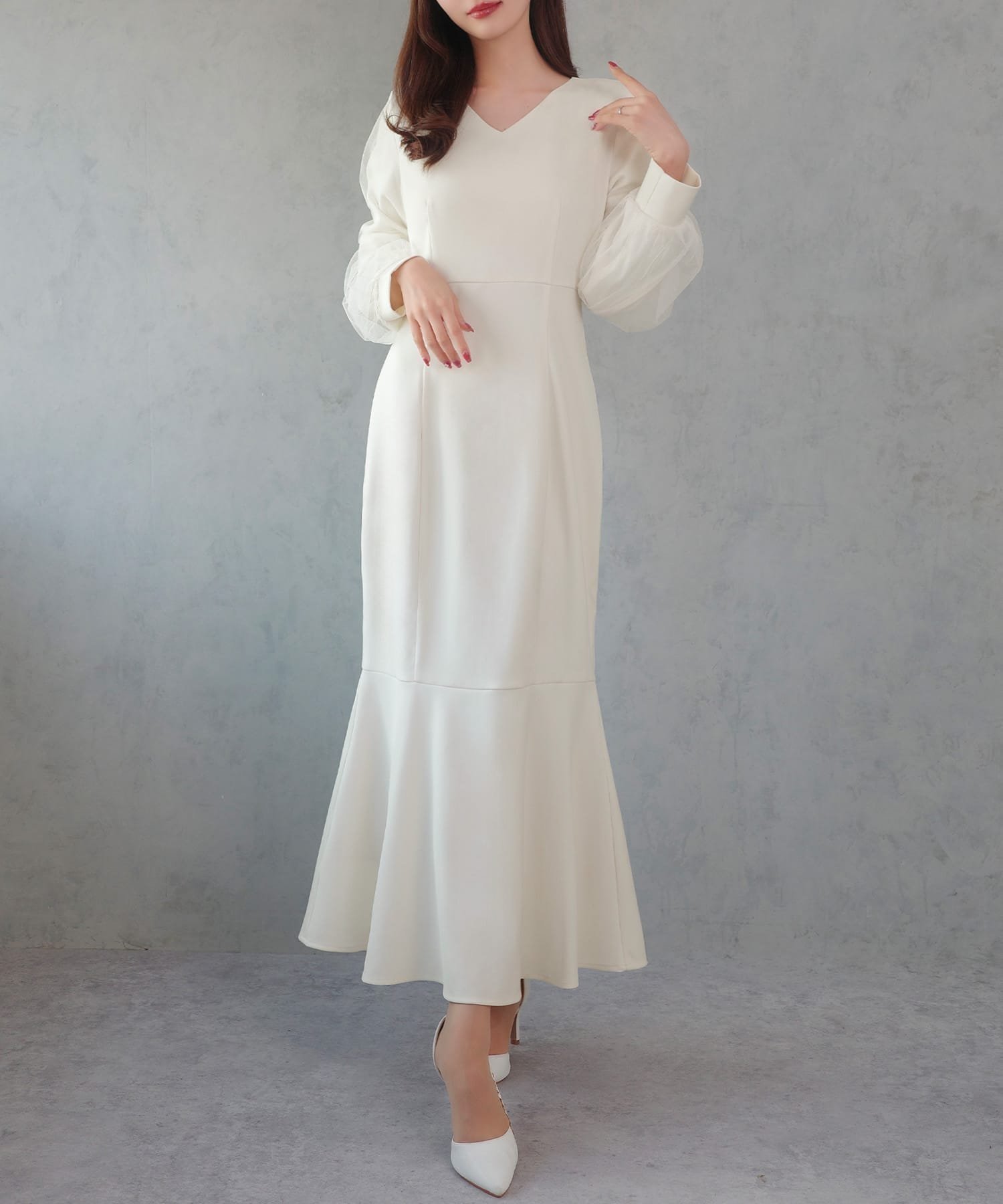 【ジュノア/JUNOAH】のセネア Vネックマーメイドワンピース インテリア・キッズ・メンズ・レディースファッション・服の通販 founy(ファニー) ファッション Fashion レディースファッション Fashion for Women ワンピース Dresses チュール Tulip, Tulip Motif アイボリー|ID: prp329100004722219 ipo3291000000034467511