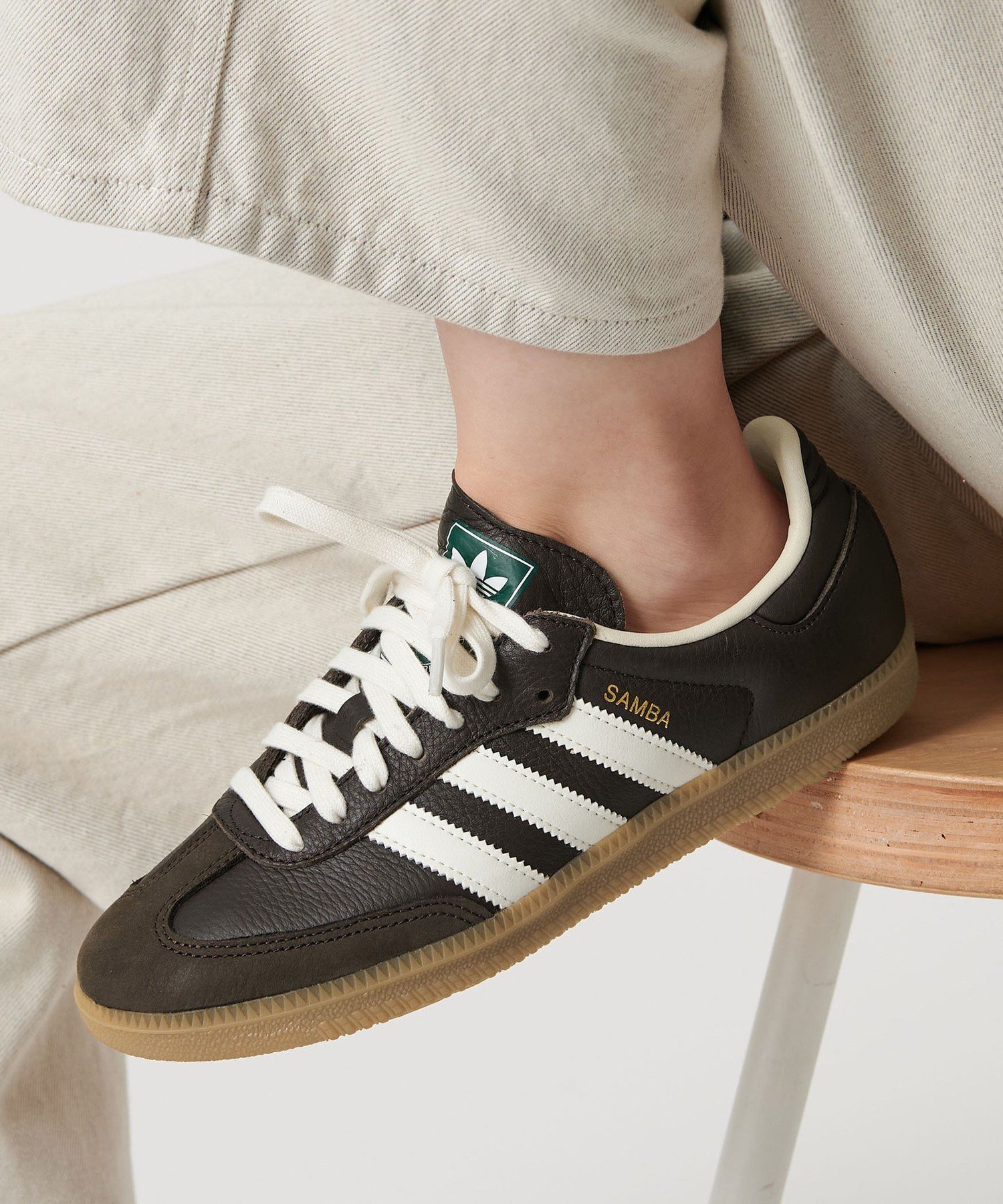 【ビューティ&ユース ユナイテッドアローズ/BEAUTY&YOUTH / UNITED ARROWS】のadidas Originals SAMBA OG/スニーカー インテリア・キッズ・メンズ・レディースファッション・服の通販 founy(ファニー) 　ファッション　Fashion　レディースファッション　Fashion for Women　サッカー　Seersucker, Summer Fabric　スニーカー　Sneakers, Trainers　スポーツ　Sports, Activewear　テクスチャー　Texture, Textured Fabric　デニム　Denim, Jeans Material　DK.BROWN|ID: prp329100004722332 ipo3291000000034634857