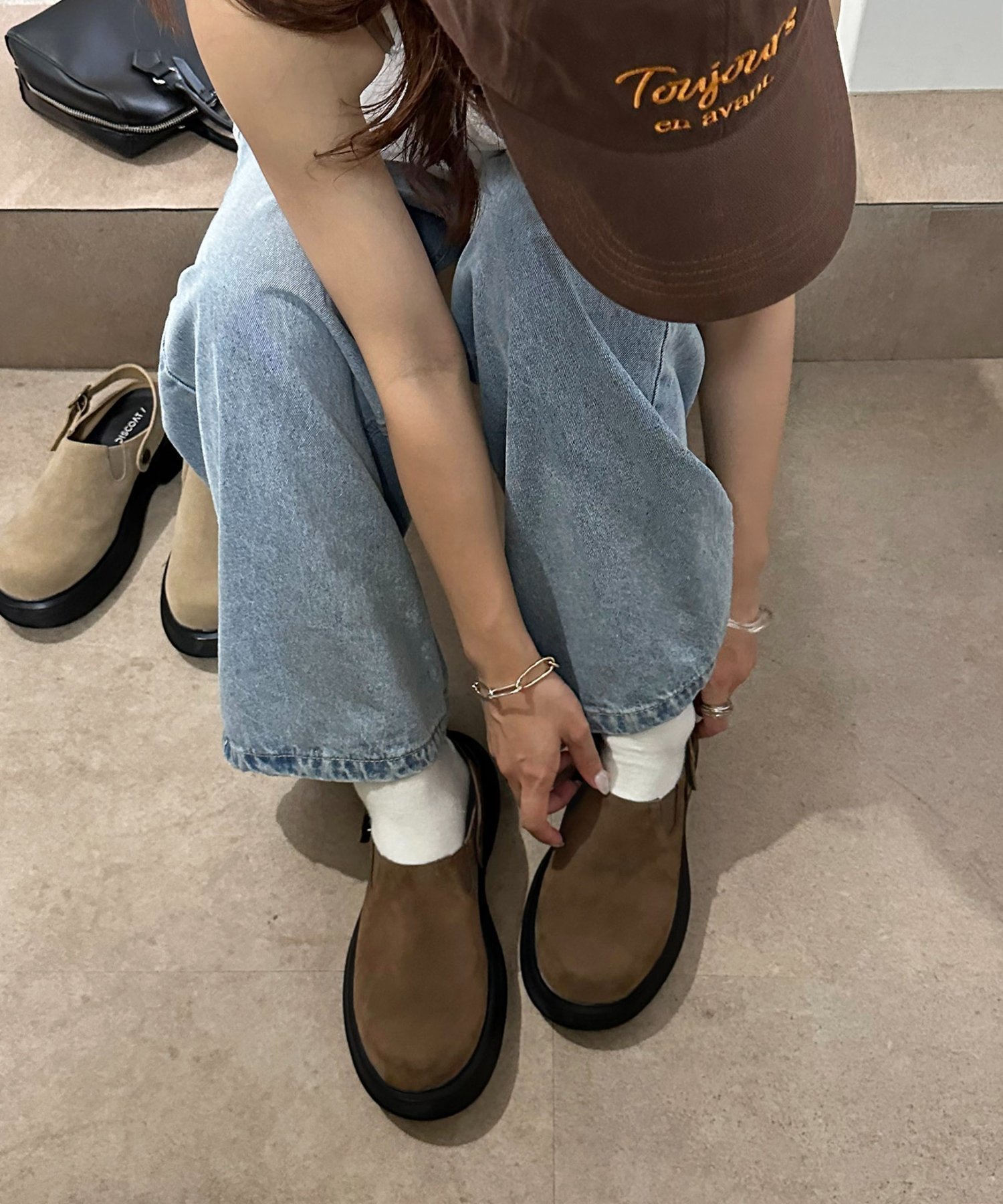 【ディスコート/Discoat】の【S~XLサイズ】クロッグサボシューズ インテリア・キッズ・メンズ・レディースファッション・服の通販 founy(ファニー) 　ファッション　Fashion　レディースファッション　Fashion for Women　春　Spring　秋　Autumn　クッション　Cushion, Throw Pillow　シューズ　Shoes, Footwear　ソックス　Socks, Hosiery　トレンド　Trend, Trending Now　定番　Standard, Basic Item　ロング　Long, Long-Length　おすすめ　Recommended / Our Picks　ブラウンその他1|ID: prp329100004722335 ipo3291000000034132020