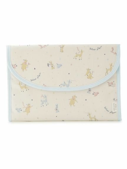 【ジェラート ピケ/gelato pique / KIDS】の【販路限定】総柄母子手帳ケースL インテリア・キッズ・メンズ・レディースファッション・服の通販 founy(ファニー) 　ファッション　Fashion　キッズファッション　Fashion for Kids　コイン　Coin, Coin Design　コーティング　Coating, Coated Finish　抗菌　Antibacterial, Bacteria-Resistant　スマート　Smart, Elegant　スリット　Slit, Slit Detail　定番　Standard, Basic Item　手帳　Planner, Notebook　人気　Popular, Best Seller　プリント　Print, Printed Pattern　ポケット　Pocket, Pocket Detail　旅行　Travel　CRM[004]|ID: prp329100004722440 ipo3291000000034132439
